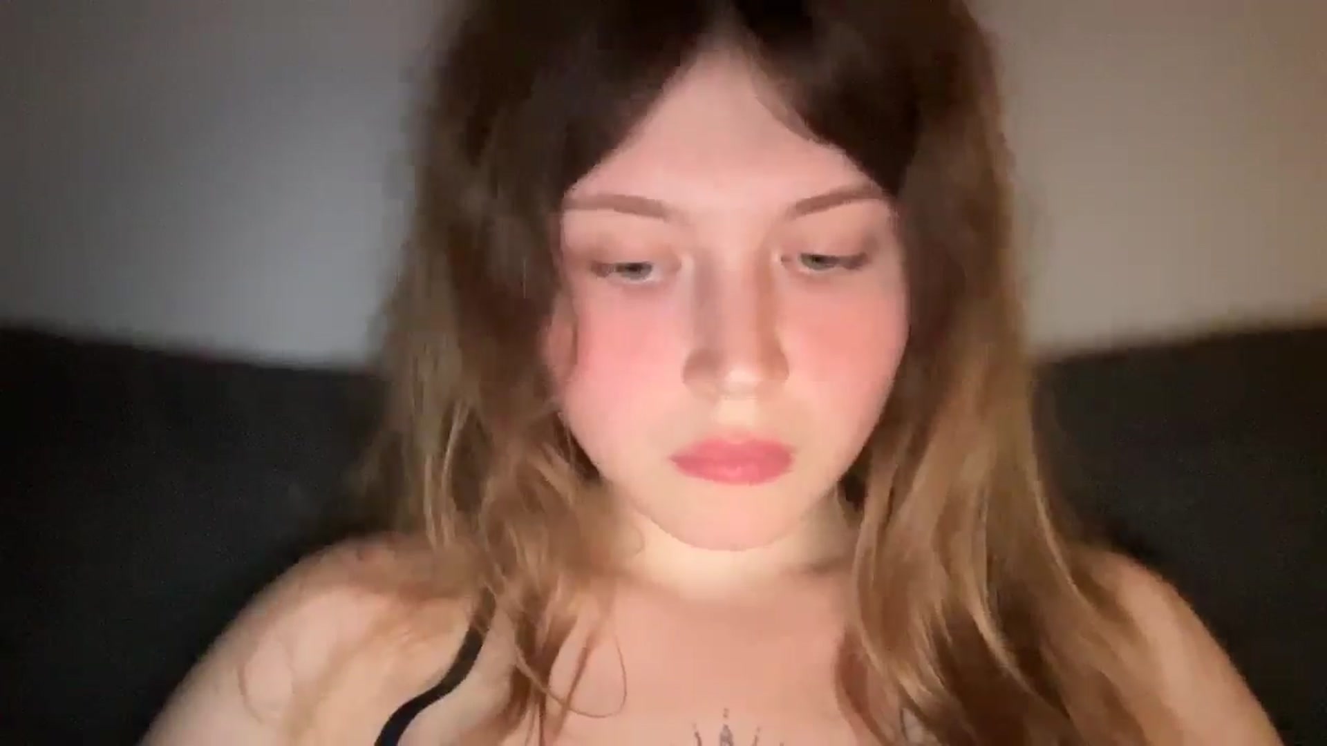 Gallery image thumbnail from Coconut_dream's myfreecams stream on, 06/21/2025, 23:06 image 3 of 20