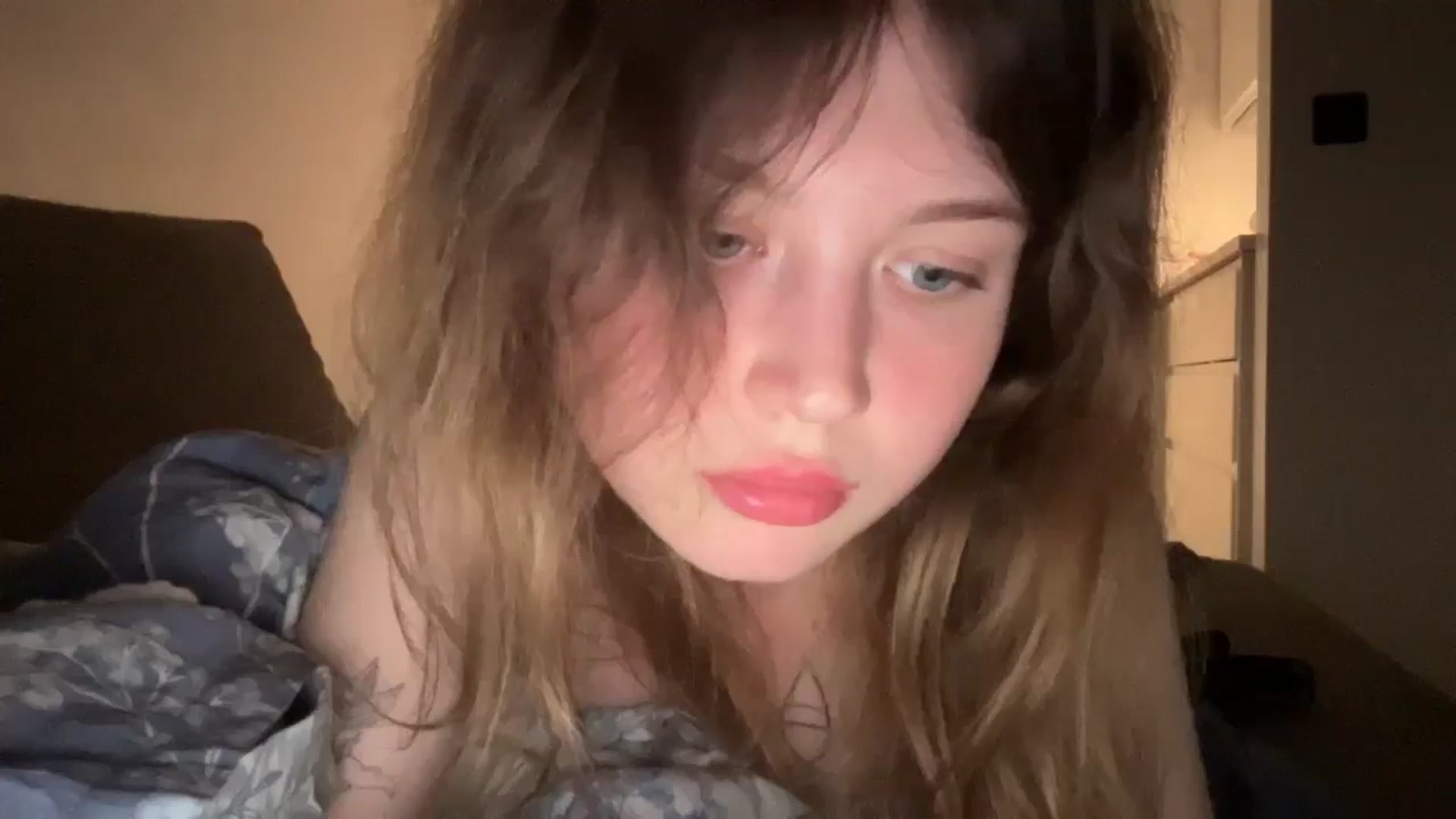 Gallery image thumbnail from Coconut_dream's myfreecams stream on, 06/22/2025, 24:03 image 16 of 20