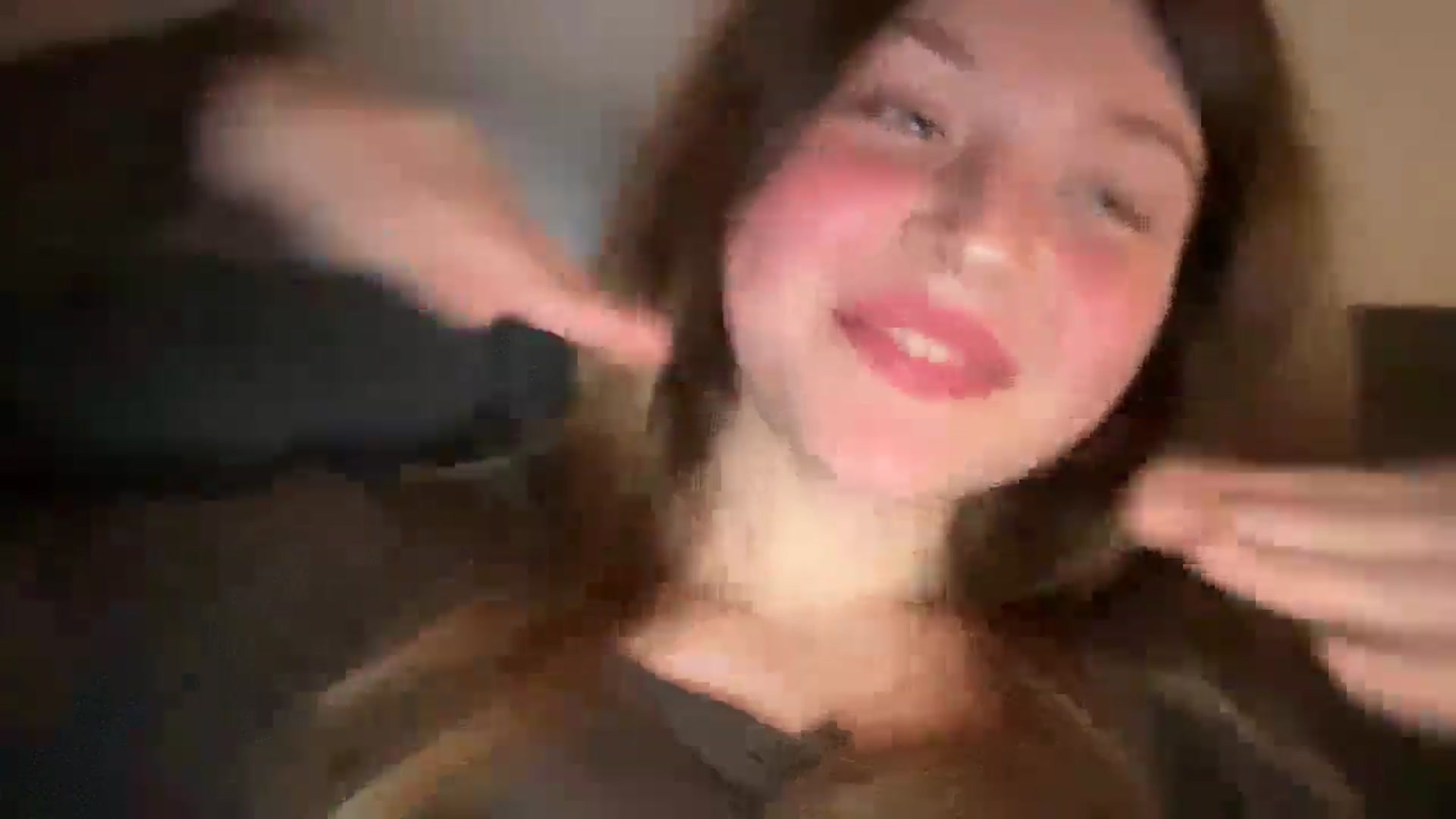 Gallery image thumbnail from Coconut_dream's myfreecams stream on, 06/22/2025, 22:25 image 18 of 20
