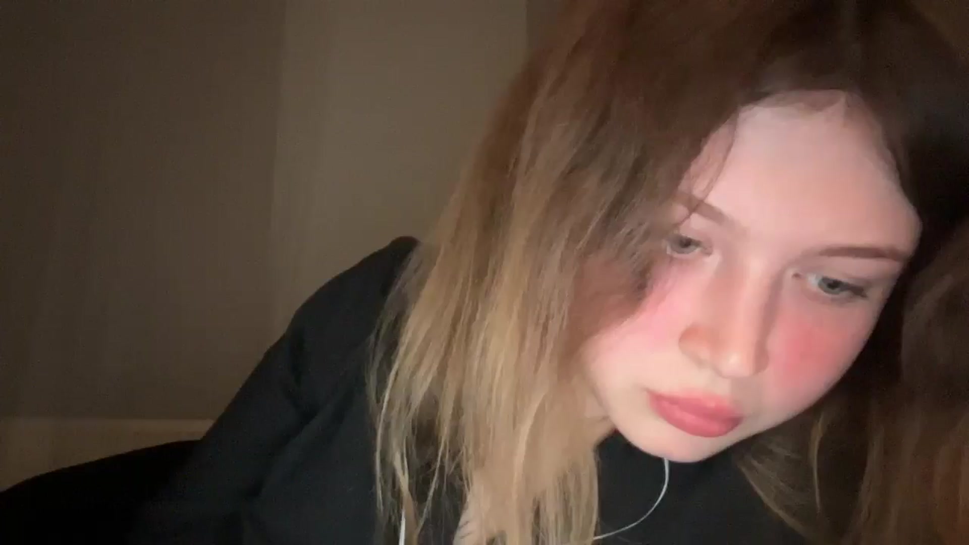 Gallery image thumbnail from Coconut_dream's myfreecams stream on, 06/23/2025, 21:31 image 10 of 20