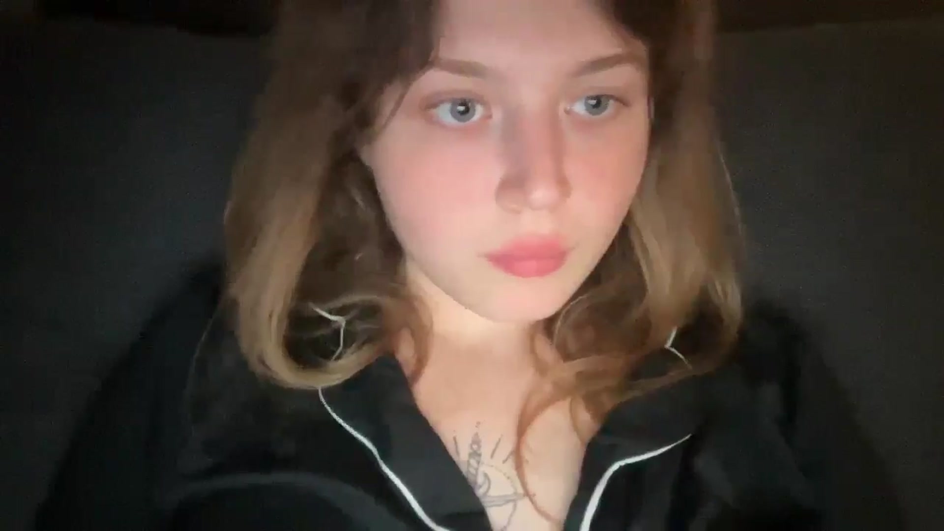 Gallery image thumbnail from Coconut_dream's myfreecams stream on, 06/23/2025, 23:03 image 14 of 20