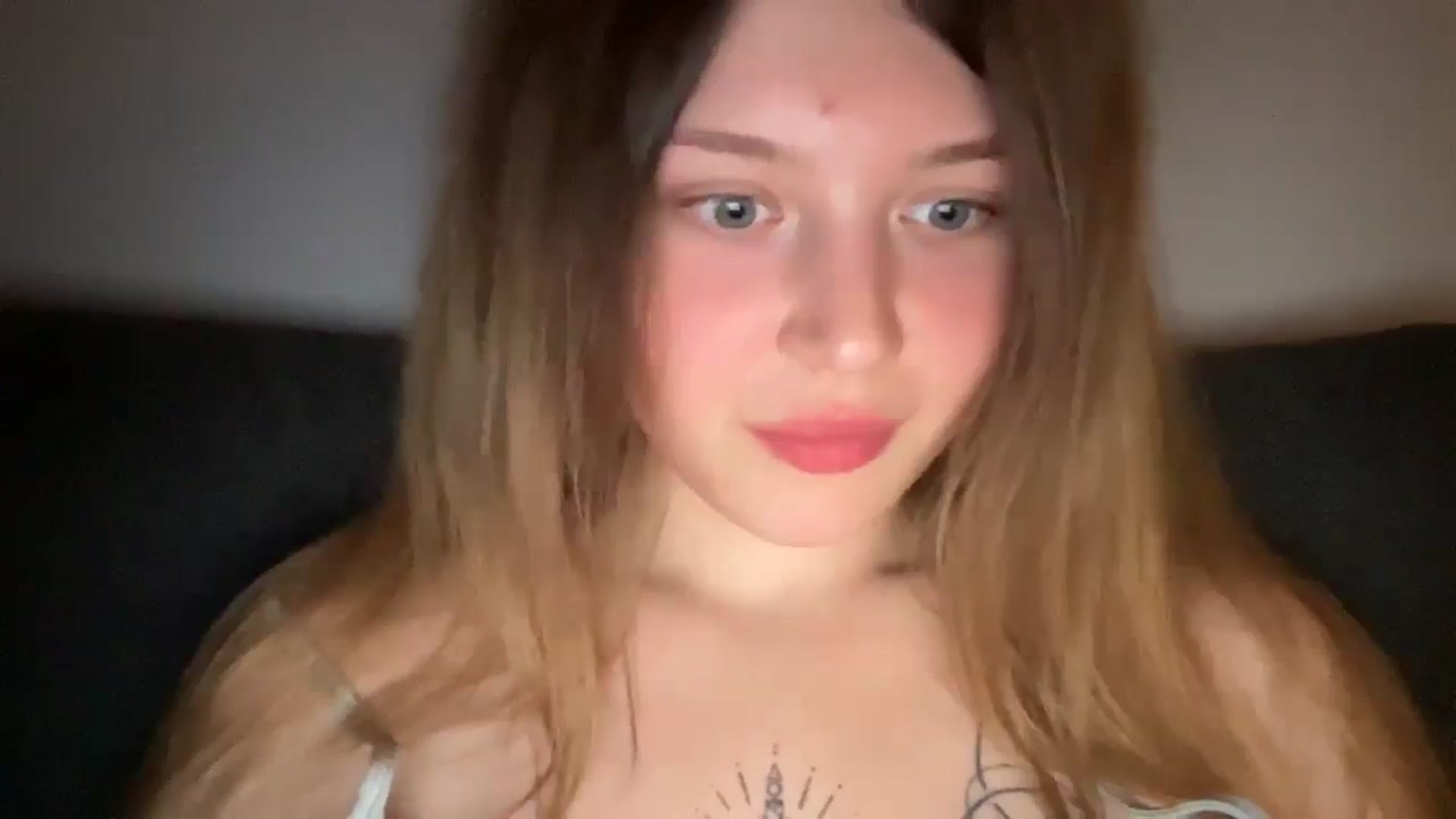 Gallery image thumbnail from Coconut_dream's myfreecams stream on, 07/01/2025, 23:23 image 11 of 20
