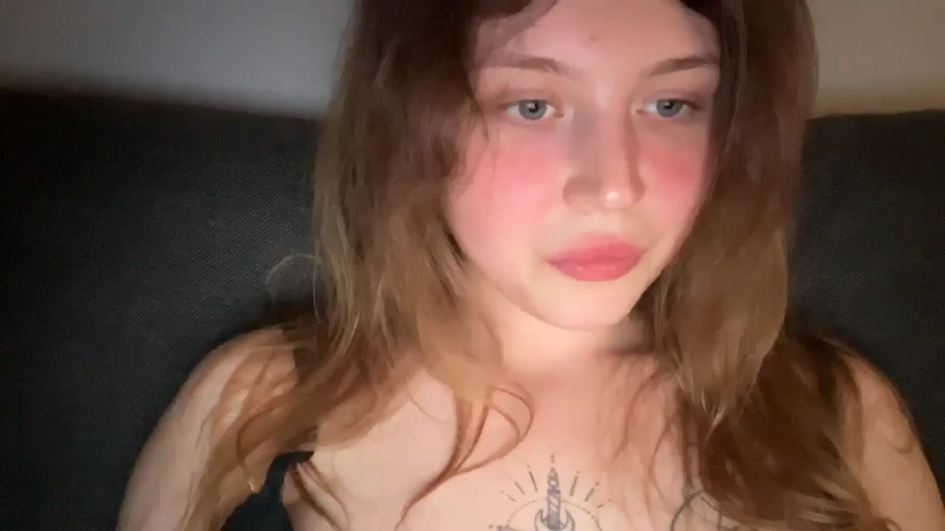 Gallery image thumbnail from Coconut_dream's myfreecams stream on, 07/03/2025, 21:32 image 18 of 20