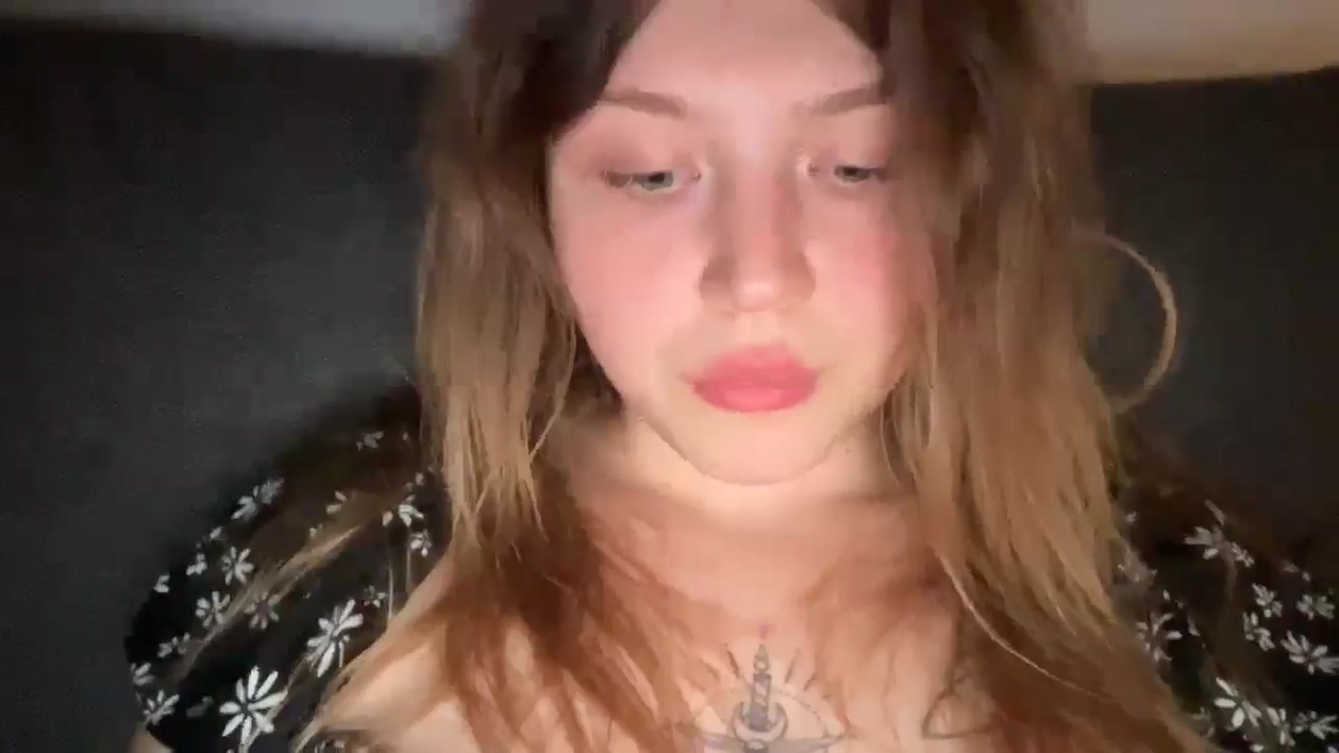 Gallery image thumbnail from Coconut_dream's myfreecams stream on, 07/06/2025, 20:48 image 9 of 20