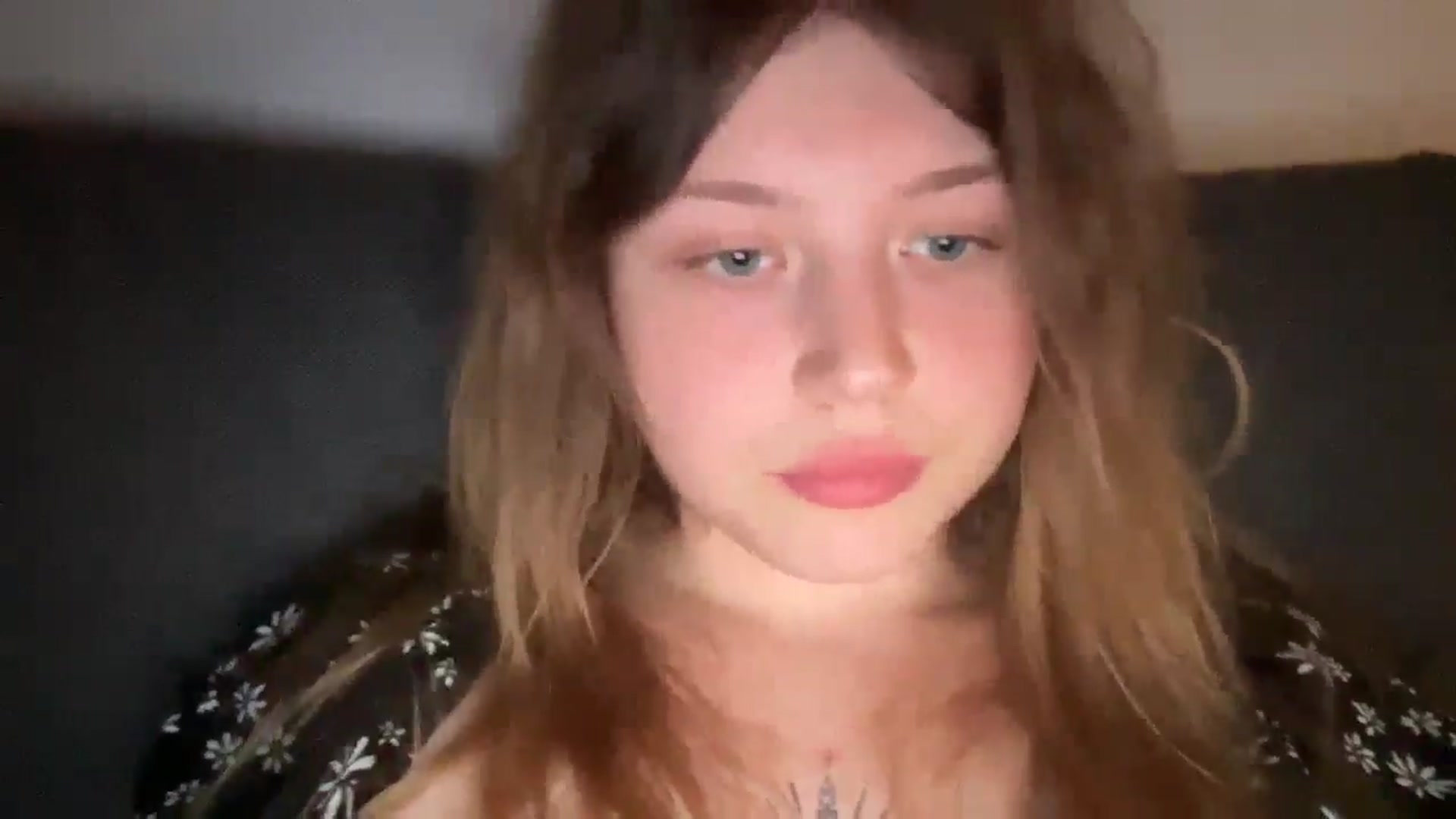 Gallery image thumbnail from Coconut_dream's myfreecams stream on, 07/06/2025, 20:48 image 6 of 20