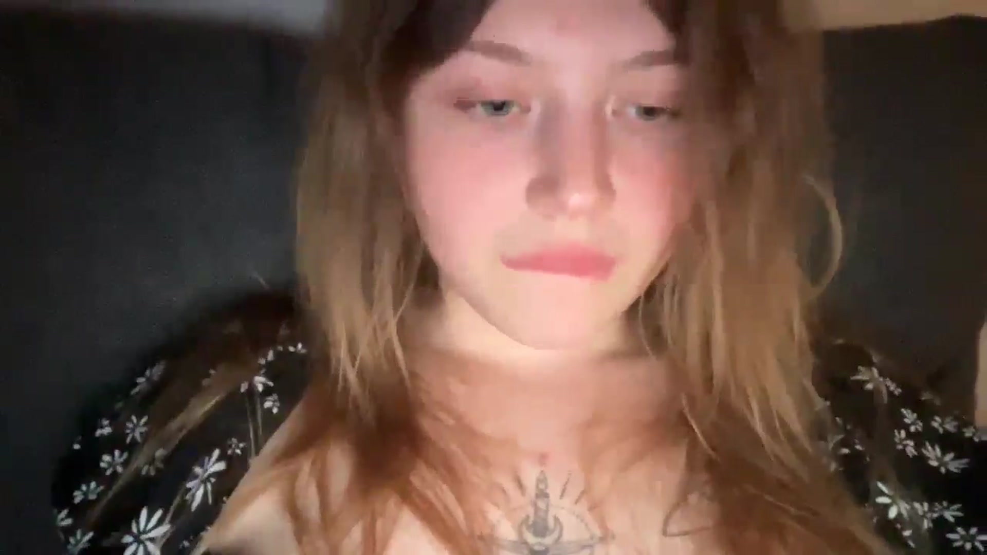 Gallery image thumbnail from Coconut_dream's myfreecams stream on, 07/06/2025, 20:48 image 15 of 20