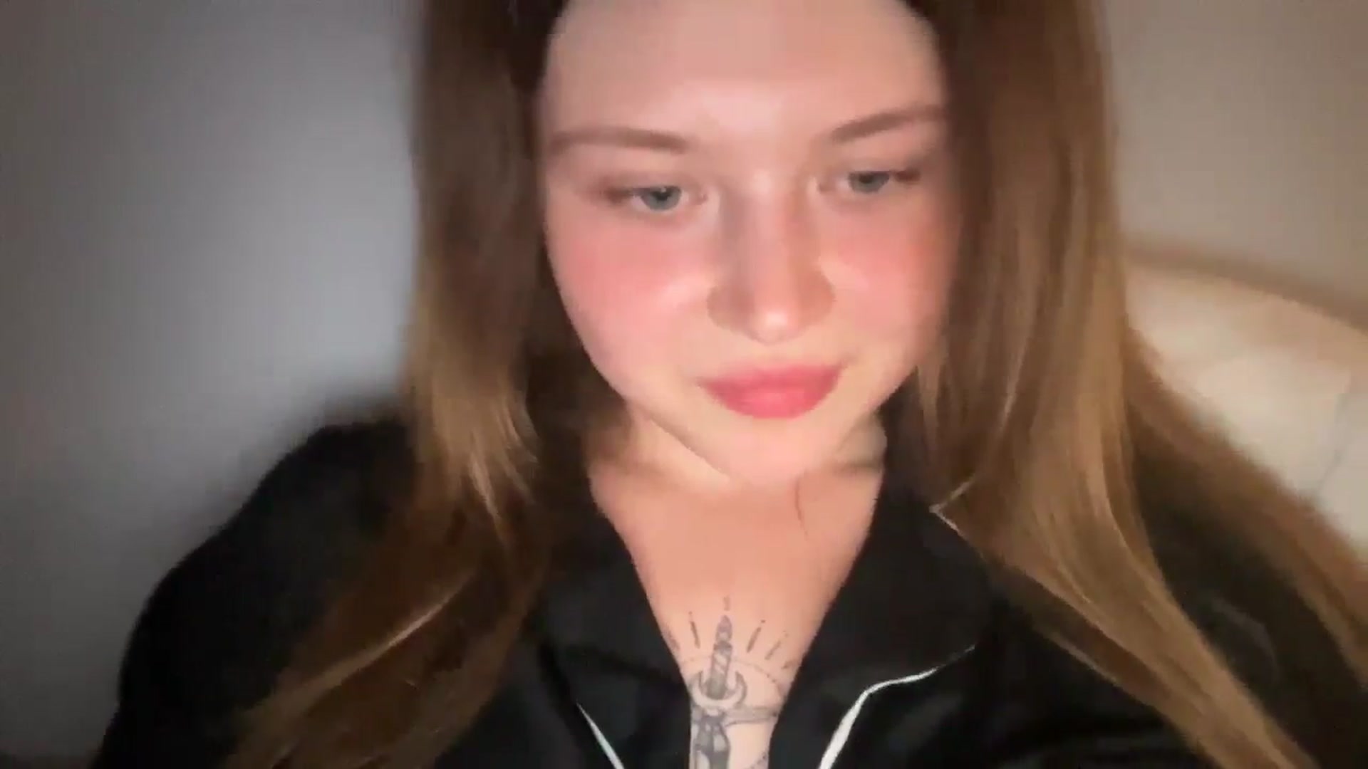 Gallery image thumbnail from Coconut_dream's myfreecams stream on, 07/19/2025, 20:04 image 18 of 20