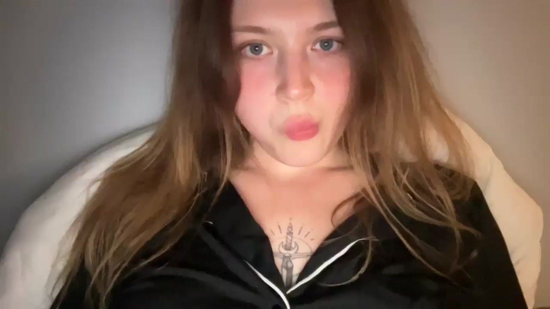 Gallery image thumbnail from Coconut_dream's myfreecams stream on, 07/19/2025, 20:04 image 5 of 20