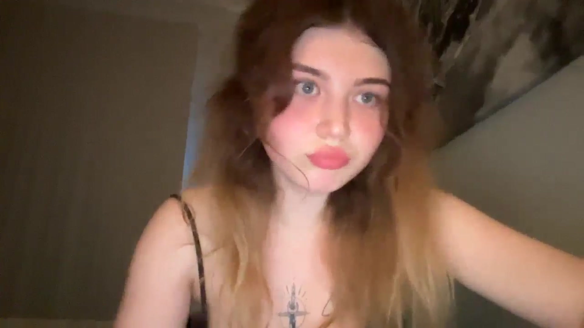 Gallery image thumbnail from Coconut_dream's myfreecams stream on, 07/22/2025, 19:38 image 12 of 20