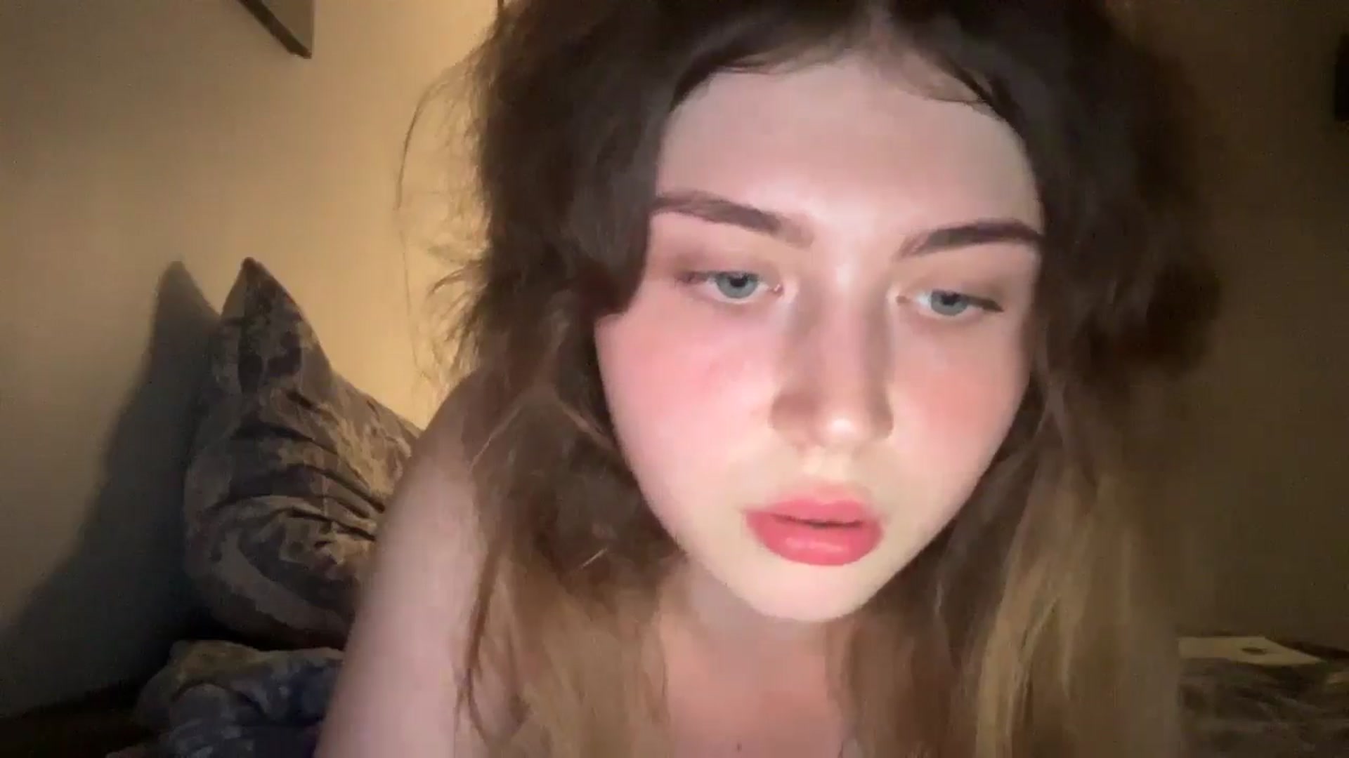 Gallery image thumbnail from Coconut_dream's myfreecams stream on, 07/22/2025, 20:17 image 17 of 20