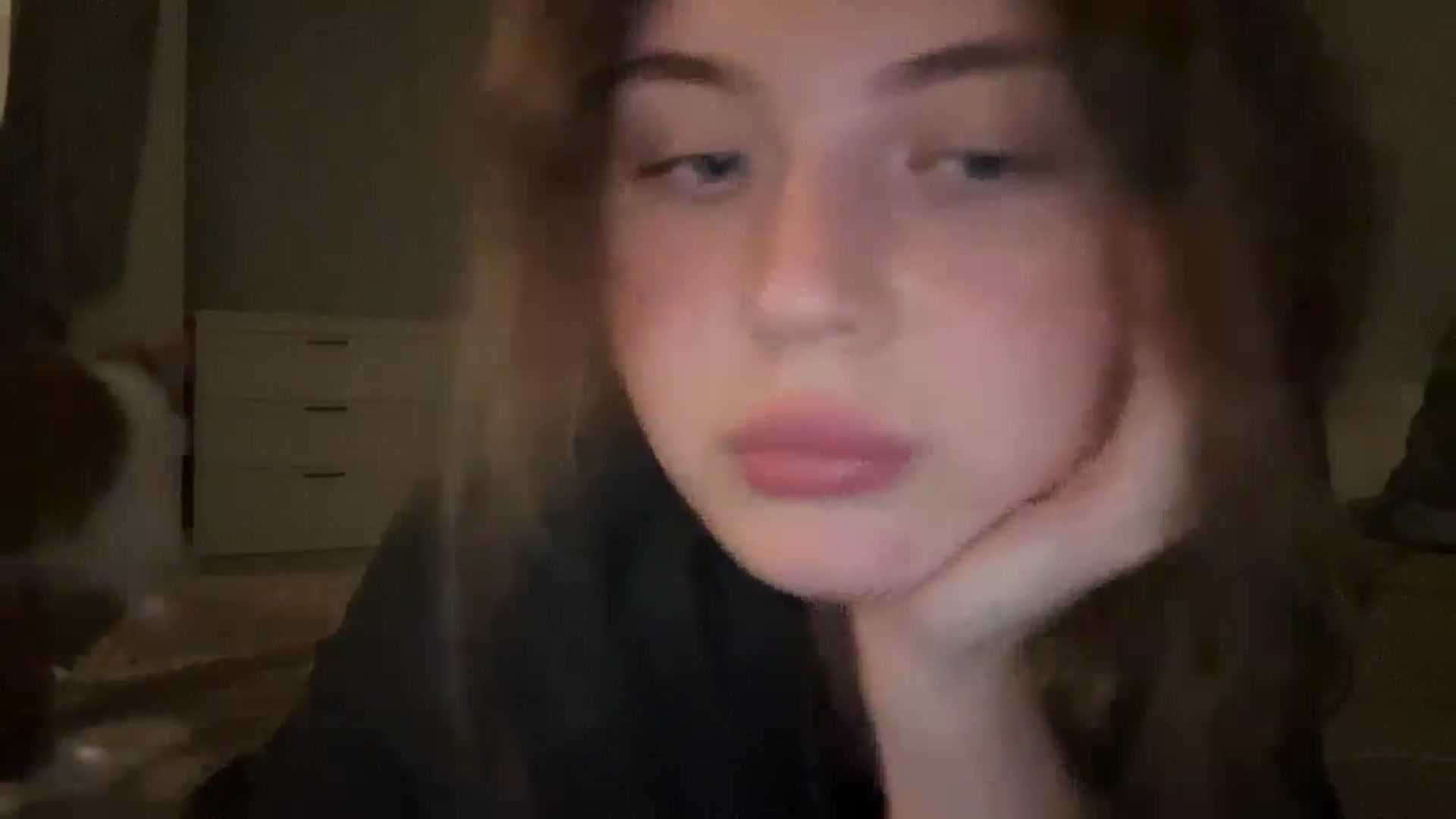 Gallery image thumbnail from Coconut_dream's myfreecams stream on, 07/26/2025, 22:15 image 17 of 20