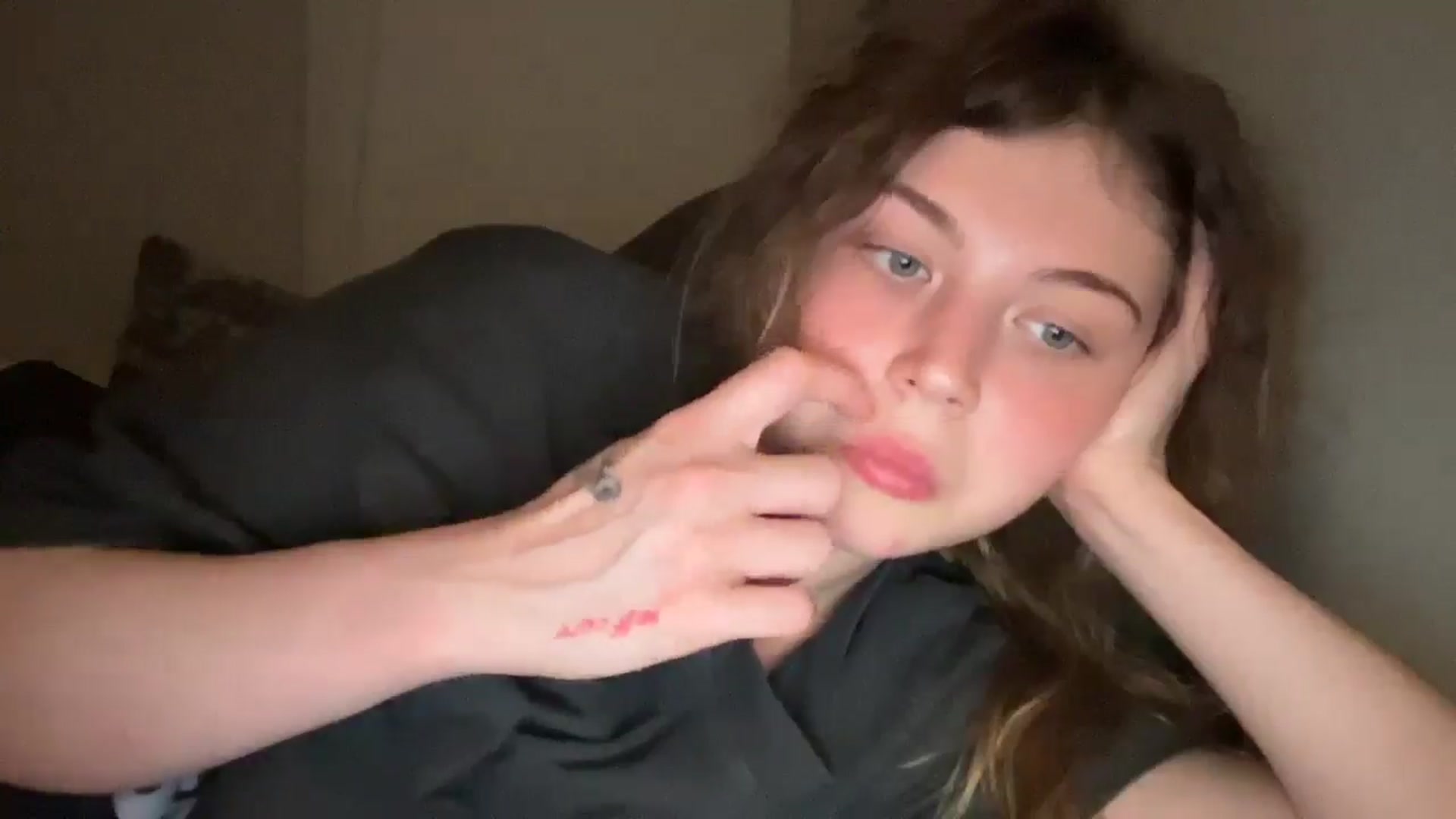 Gallery image thumbnail from Coconut_dream's myfreecams stream on, 07/26/2025, 22:15 image 5 of 20