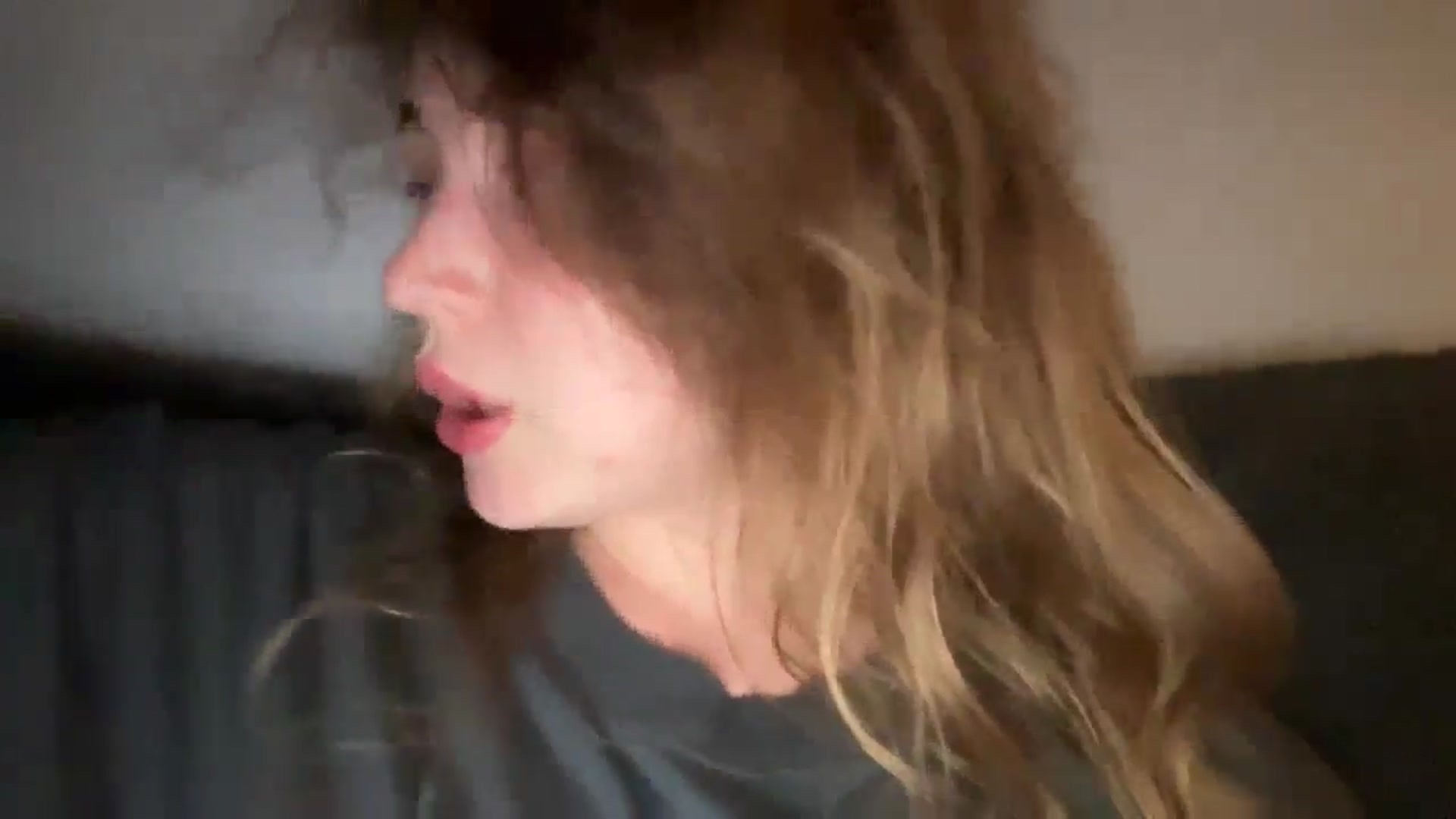 Gallery image thumbnail from Coconut_dream's myfreecams stream on, 07/31/2025, 19:32 image 4 of 20
