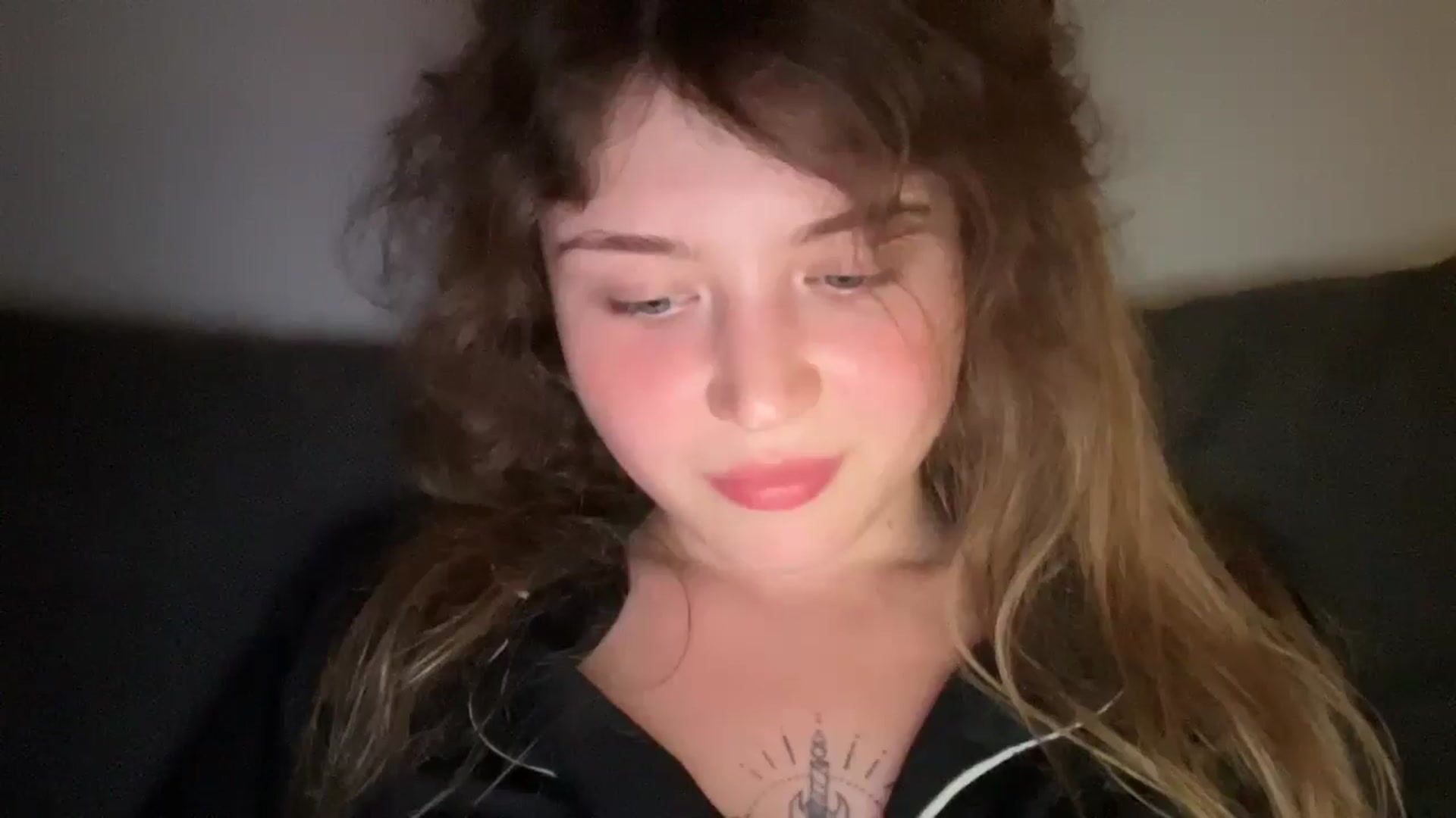 Gallery image thumbnail from Coconut_dream's myfreecams stream on, 08/01/2025, 21:22 image 3 of 20