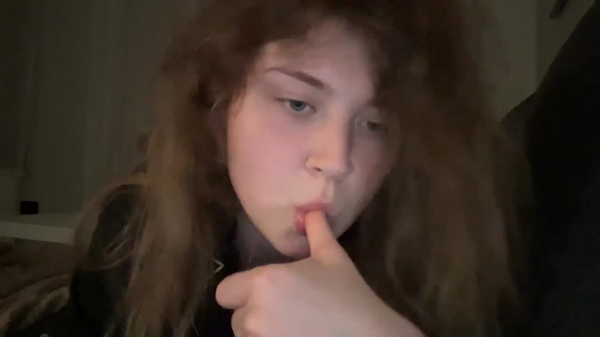Gallery image thumbnail from Coconut_dream's myfreecams stream on, 08/01/2025, 21:22 image 13 of 20