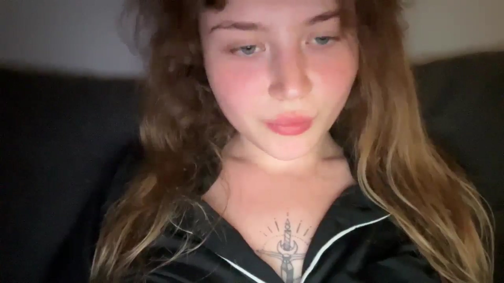 Gallery image thumbnail from Coconut_dream's myfreecams stream on, 08/01/2025, 21:22 image 2 of 20