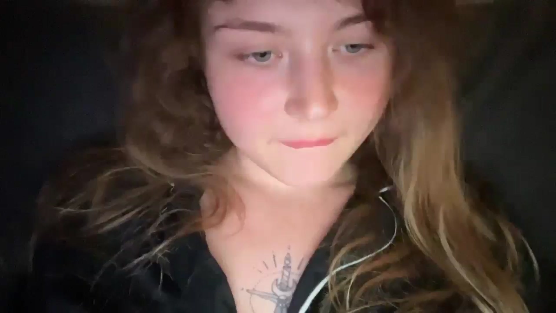 Gallery image thumbnail from Coconut_dream's myfreecams stream on, 08/01/2025, 21:22 image 4 of 20