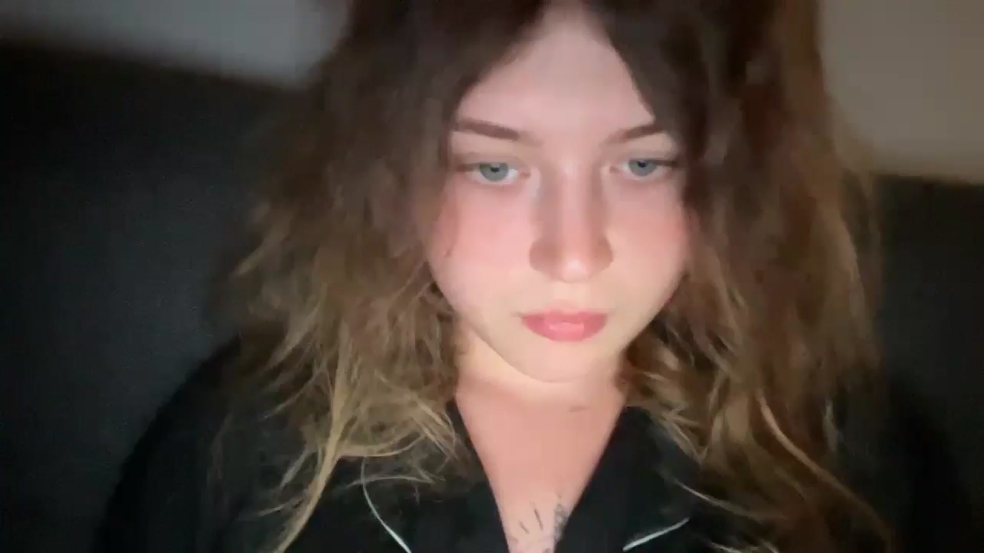 Gallery image thumbnail from Coconut_dream's myfreecams stream on, 08/02/2025, 23:38 image 8 of 20