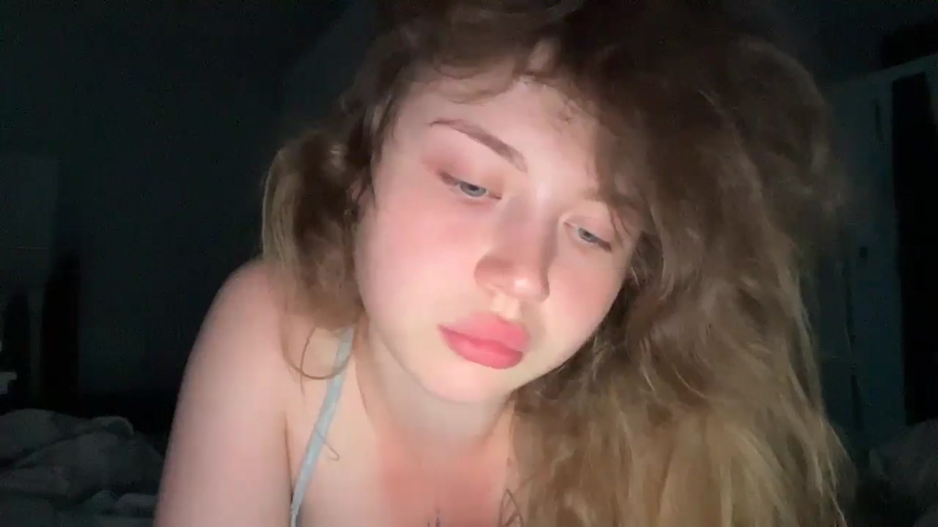 Gallery image thumbnail from Coconut_dream's myfreecams stream on, 08/04/2025, 05:31 image 6 of 20