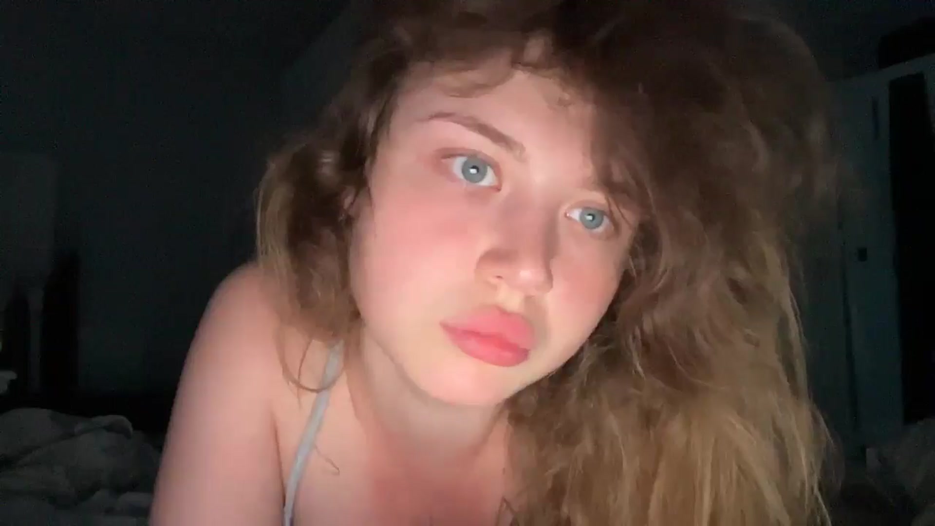 Gallery image thumbnail from Coconut_dream's myfreecams stream on, 08/04/2025, 05:31 image 7 of 20