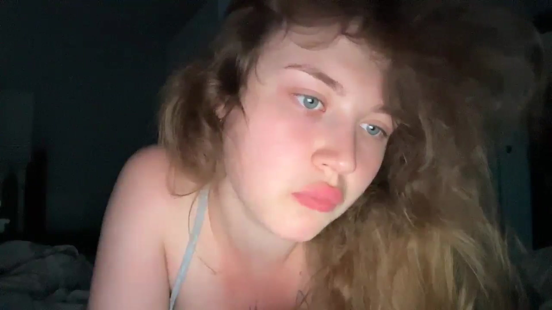 Gallery image thumbnail from Coconut_dream's myfreecams stream on, 08/04/2025, 05:31 image 2 of 20