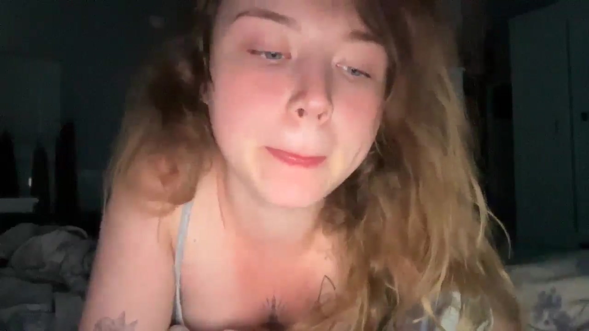 Gallery image thumbnail from Coconut_dream's myfreecams stream on, 08/04/2025, 05:31 image 14 of 20