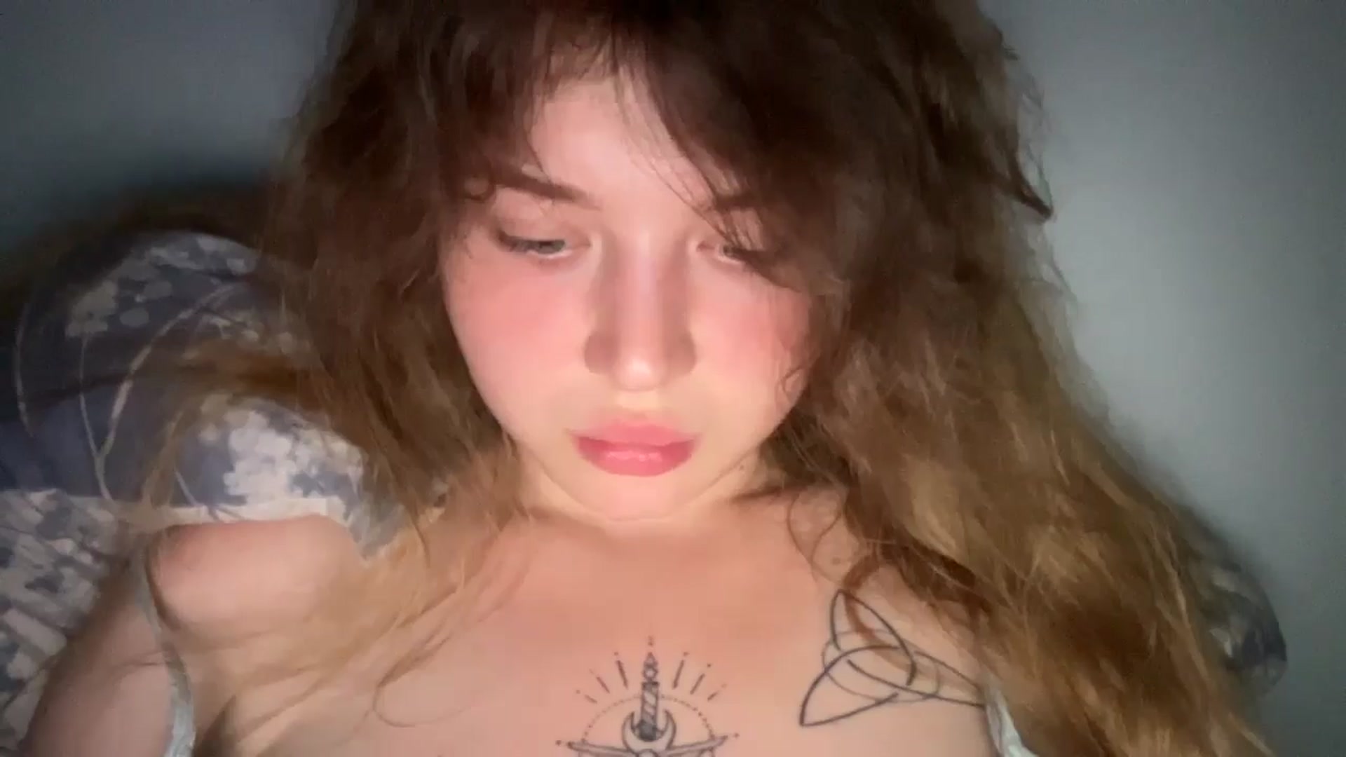 Gallery image thumbnail from Coconut_dream's myfreecams stream on, 08/04/2025, 06:57 image 6 of 20