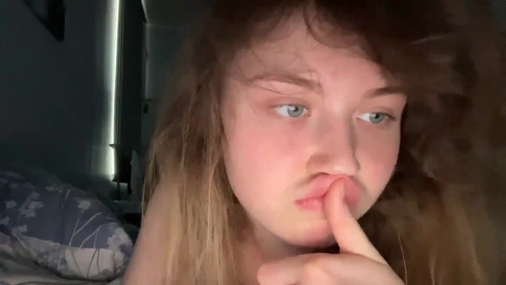 Gallery image thumbnail from Coconut_dream's myfreecams stream on, 08/04/2025, 06:57 image 12 of 20
