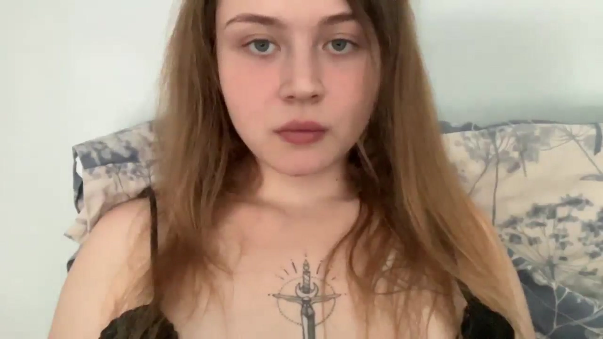 Gallery image thumbnail from Coconut_dream's myfreecams stream on, 08/06/2025, 11:29 image 14 of 20