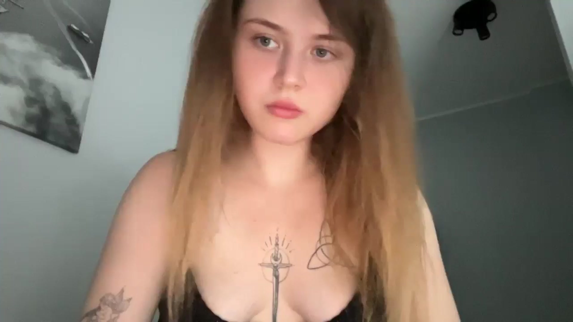 Gallery image thumbnail from Coconut_dream's myfreecams stream on, 08/06/2025, 11:29 image 1 of 20