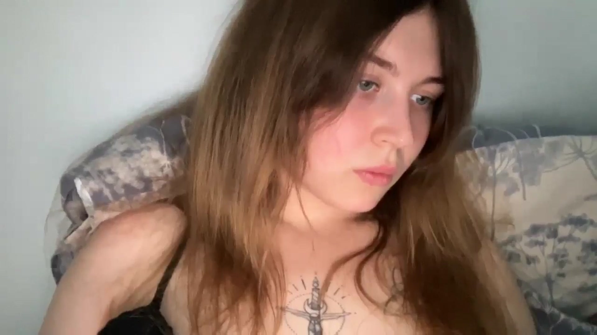 Gallery image thumbnail from Coconut_dream's myfreecams stream on, 08/06/2025, 12:02 image 9 of 20