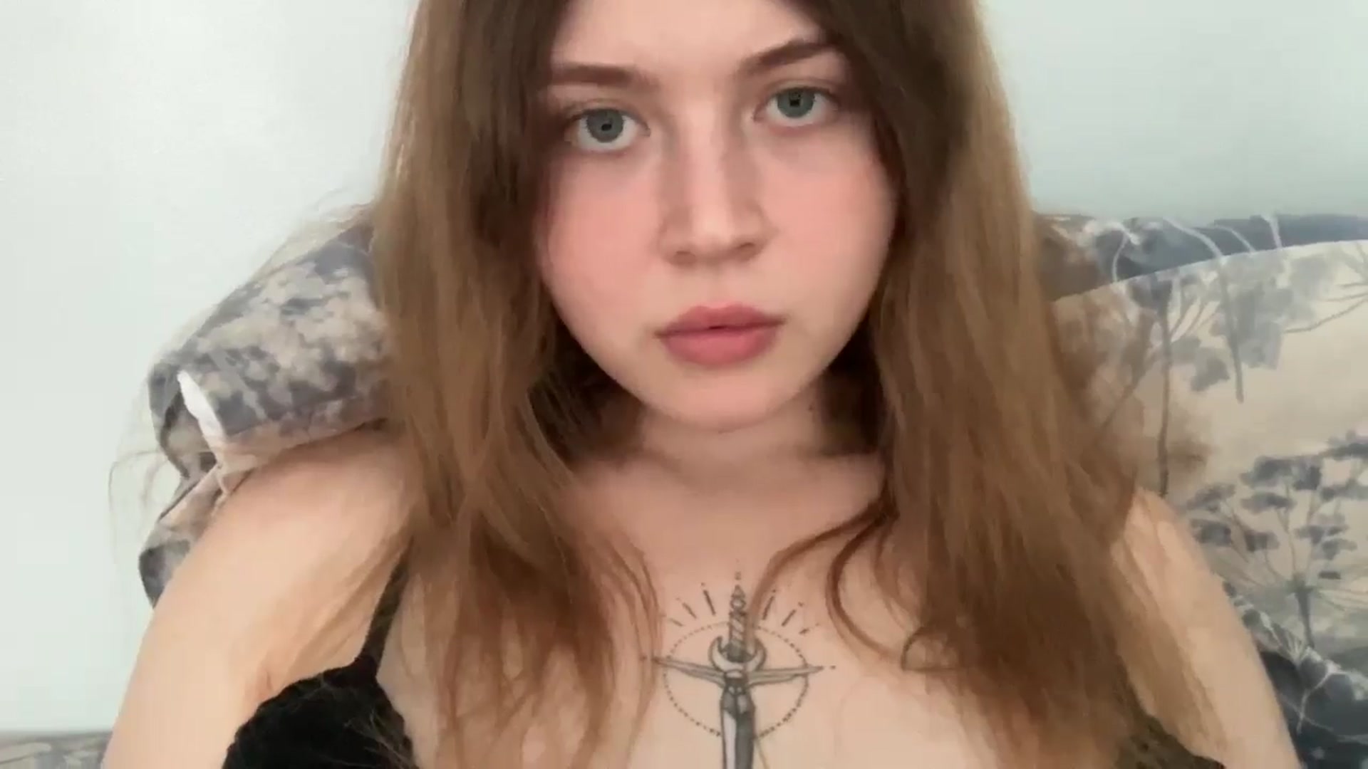 Gallery image thumbnail from Coconut_dream's myfreecams stream on, 08/06/2025, 12:02 image 10 of 20