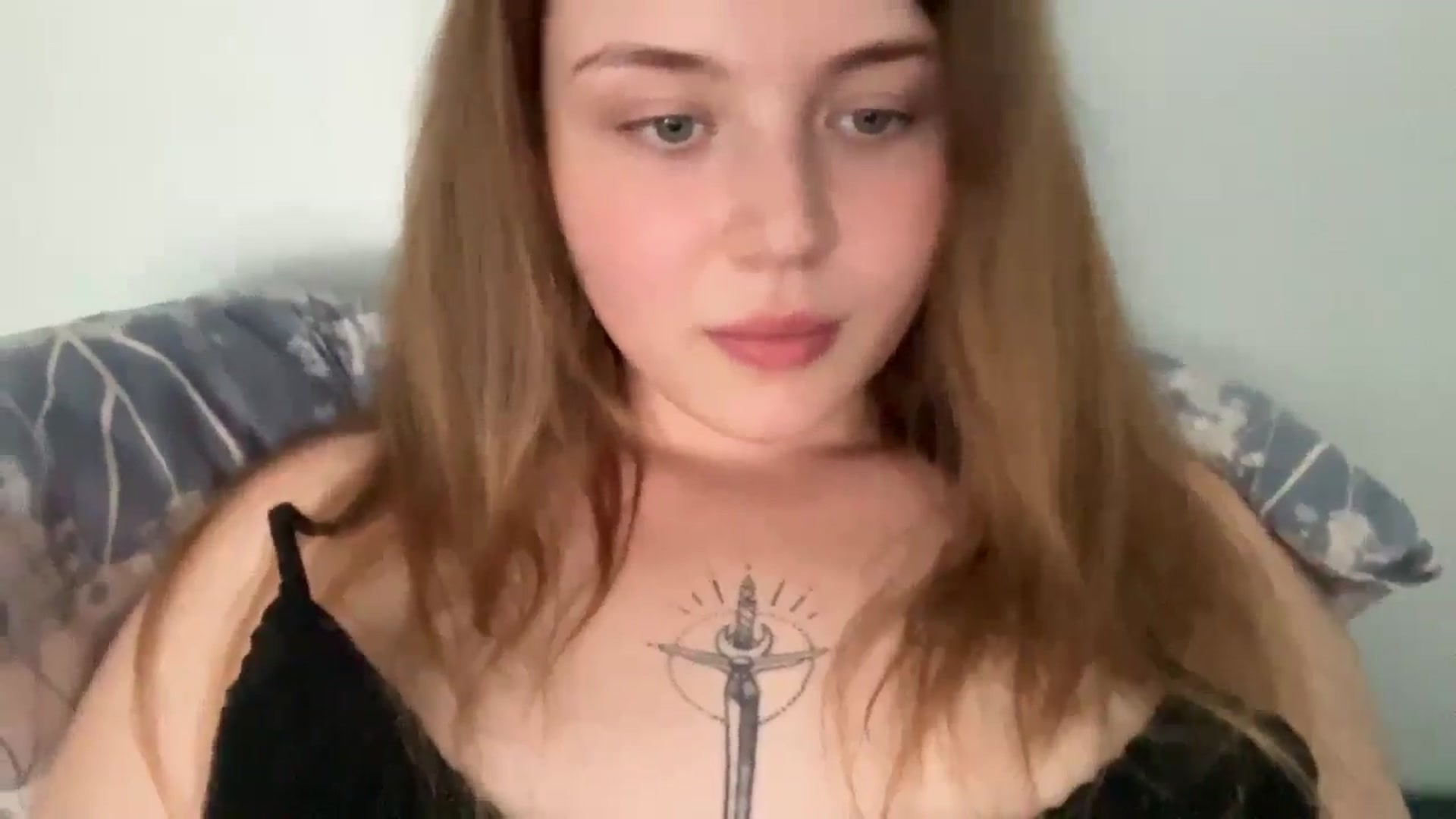 Gallery image thumbnail from Coconut_dream's myfreecams stream on, 08/06/2025, 12:40 image 14 of 20