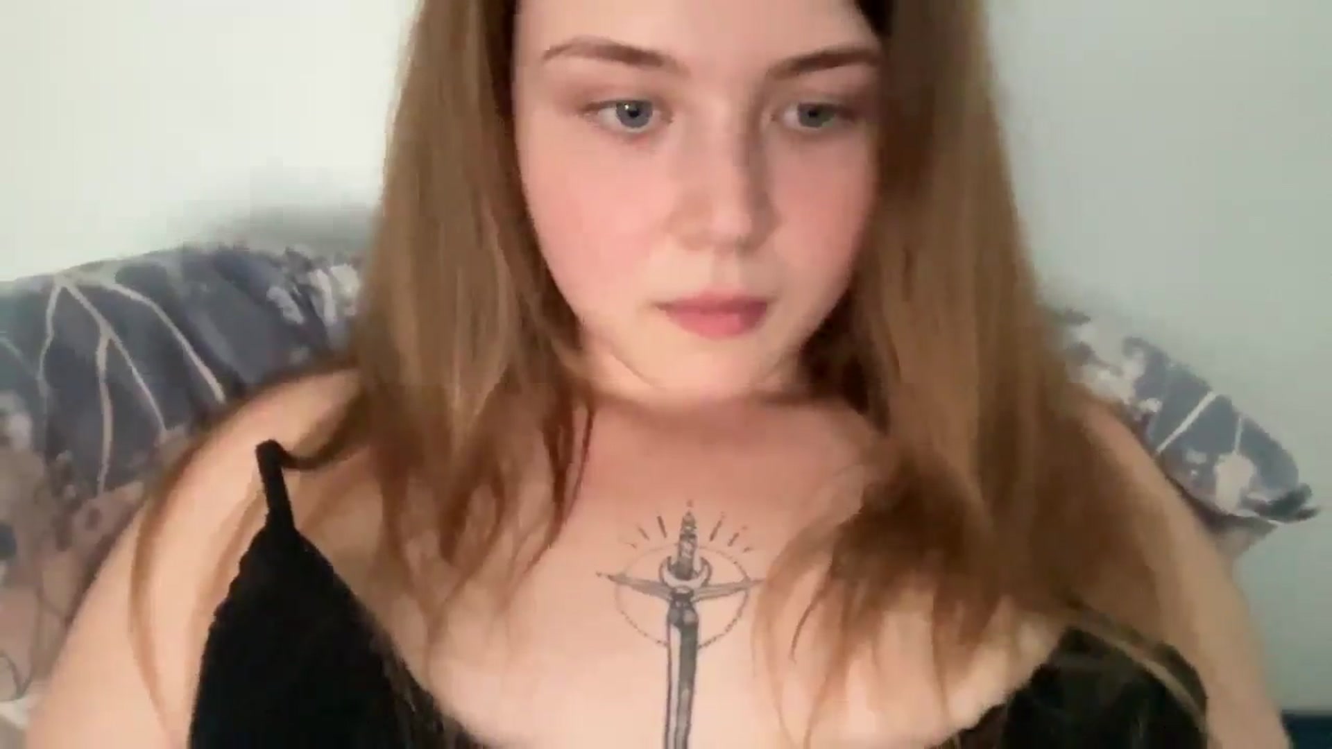 Gallery image thumbnail from Coconut_dream's myfreecams stream on, 08/06/2025, 12:40 image 16 of 20