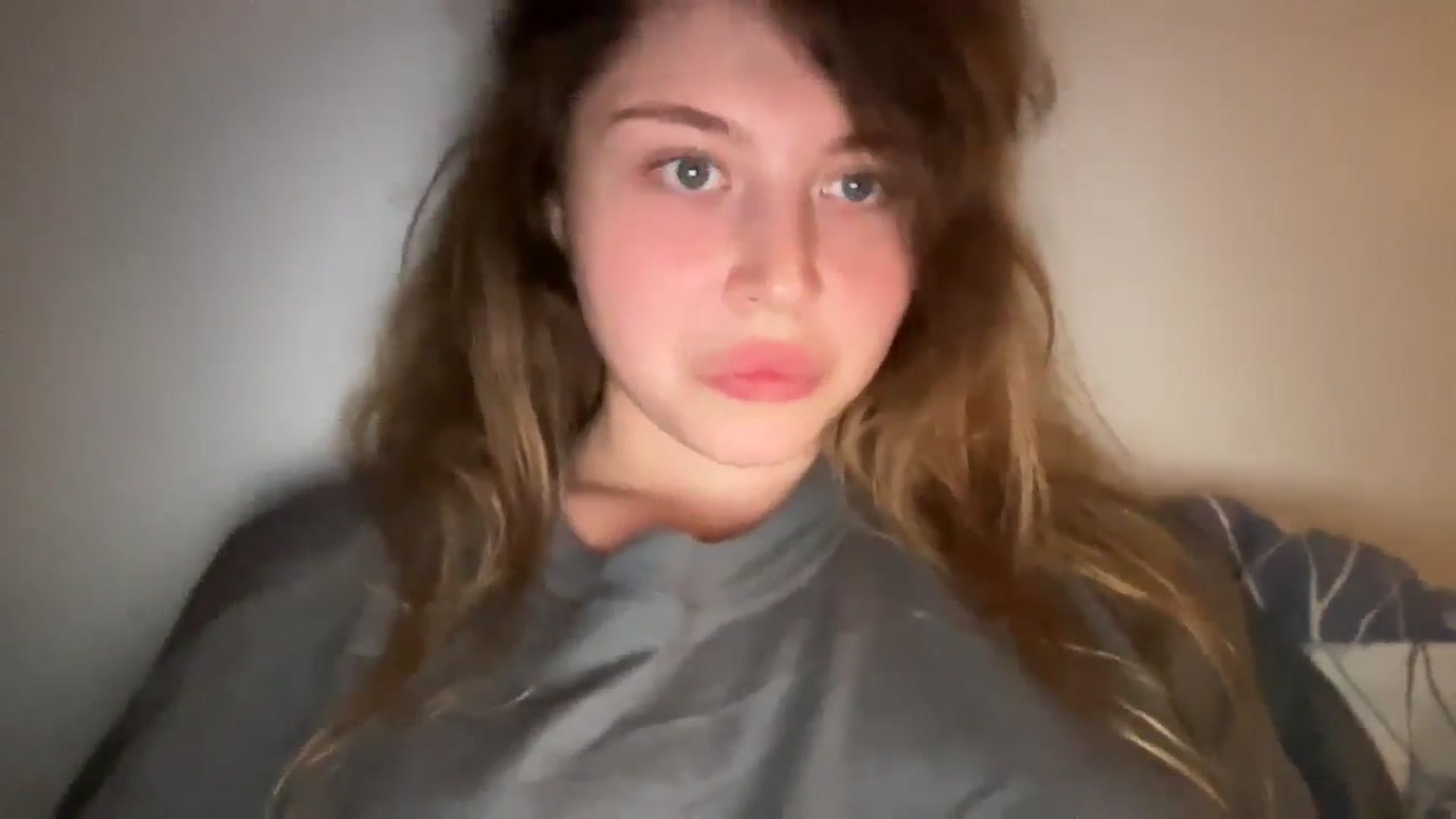 Gallery image thumbnail from Coconut_dream's myfreecams stream on, 08/06/2025, 23:06 image 4 of 20