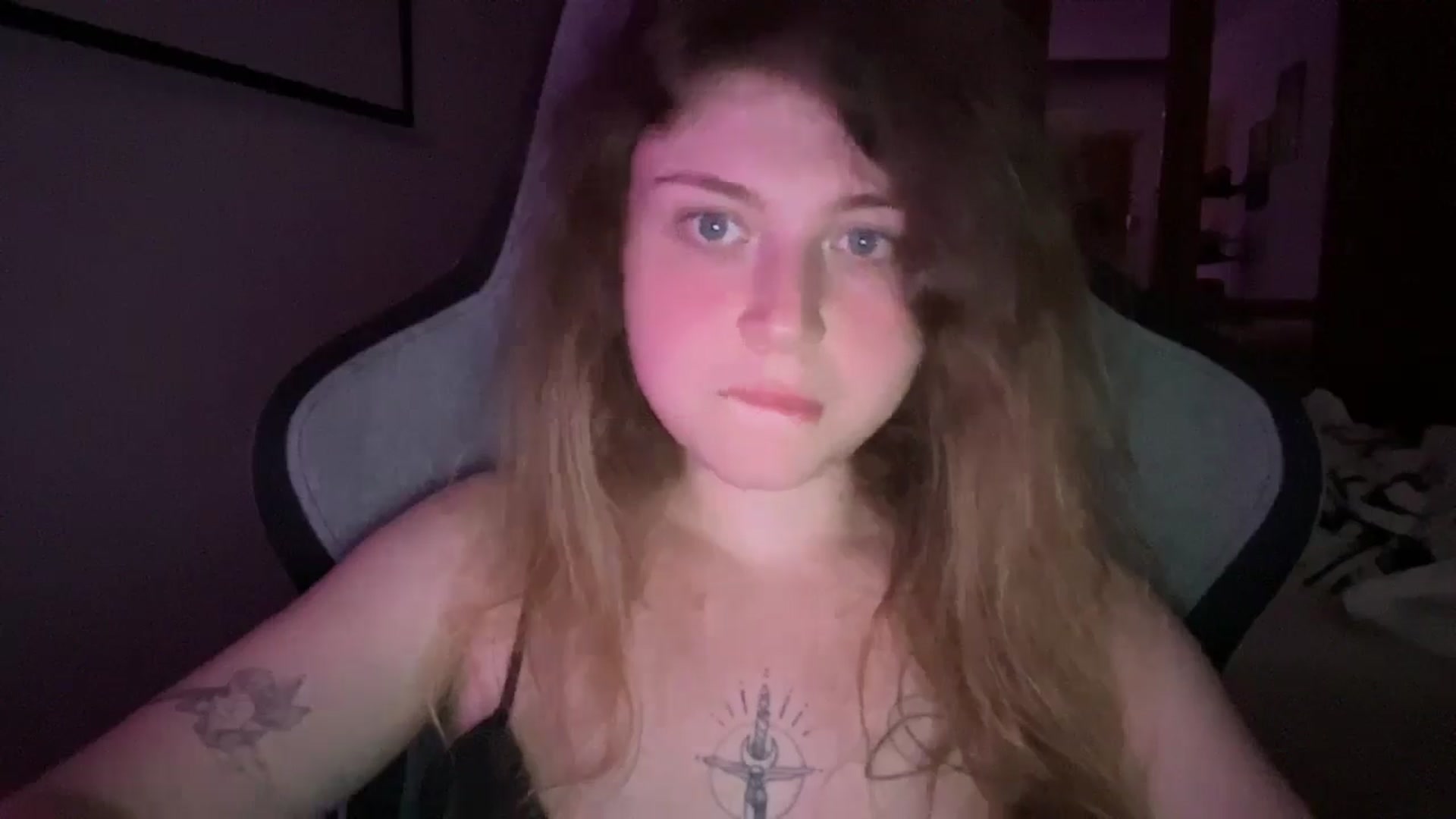 Gallery image thumbnail from Coconut_dream's myfreecams stream on, 08/09/2025, 23:10 image 12 of 20