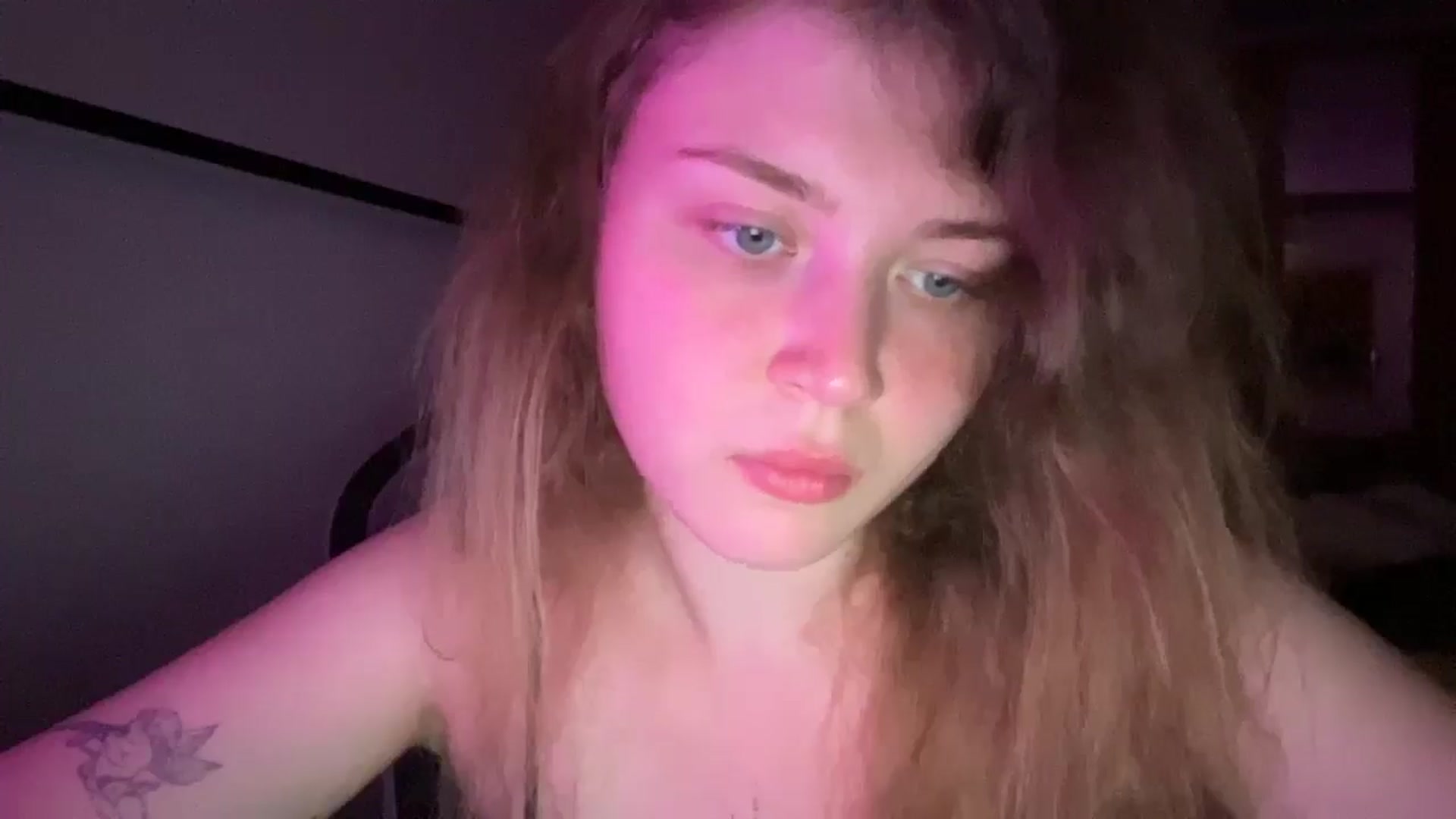 Gallery image thumbnail from Coconut_dream's myfreecams stream on, 08/09/2025, 23:10 image 2 of 20
