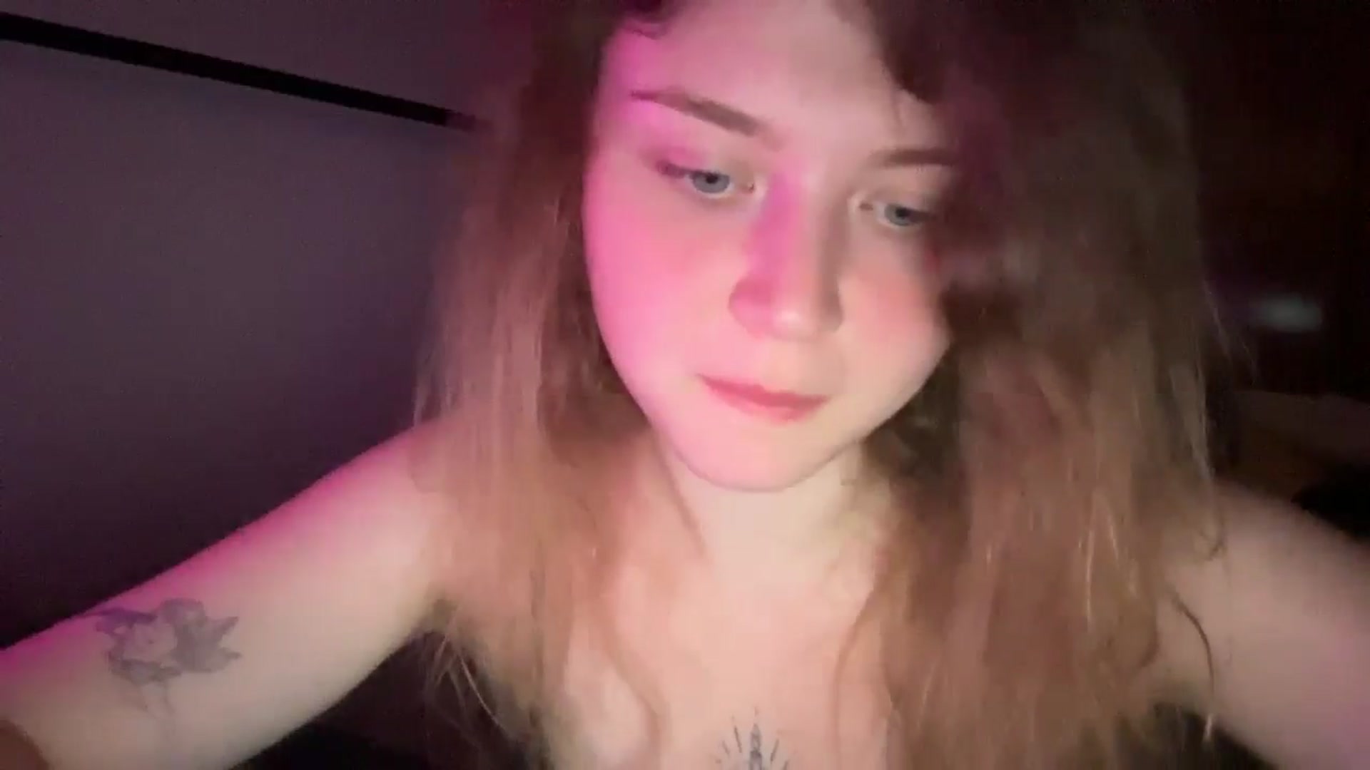 Gallery image thumbnail from Coconut_dream's myfreecams stream on, 08/09/2025, 23:10 image 15 of 20