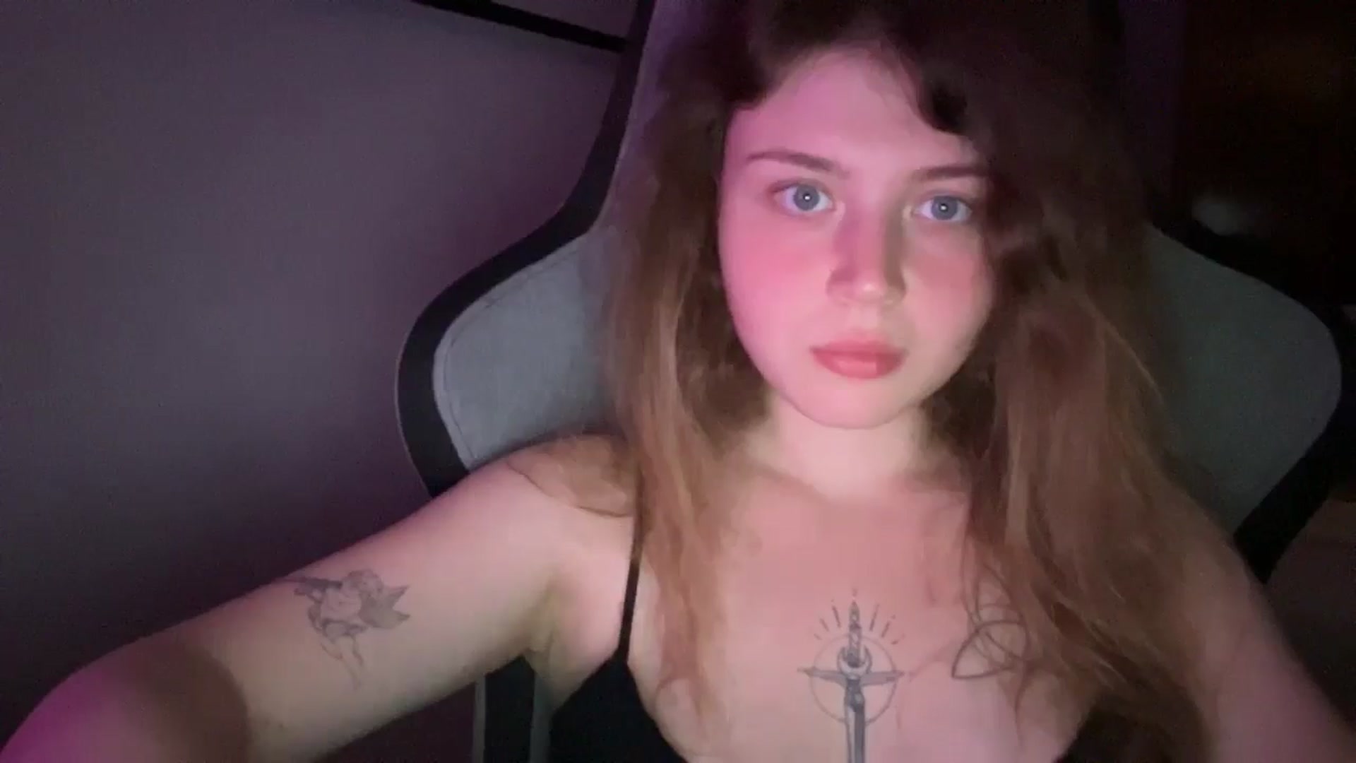 Gallery image thumbnail from Coconut_dream's myfreecams stream on, 08/09/2025, 23:10 image 8 of 20
