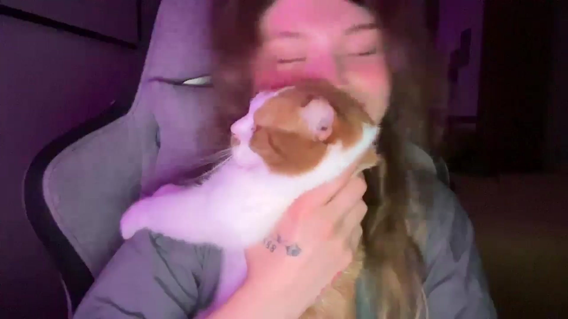 Gallery image thumbnail from Coconut_dream's myfreecams stream on, 08/10/2025, 21:03 image 7 of 20
