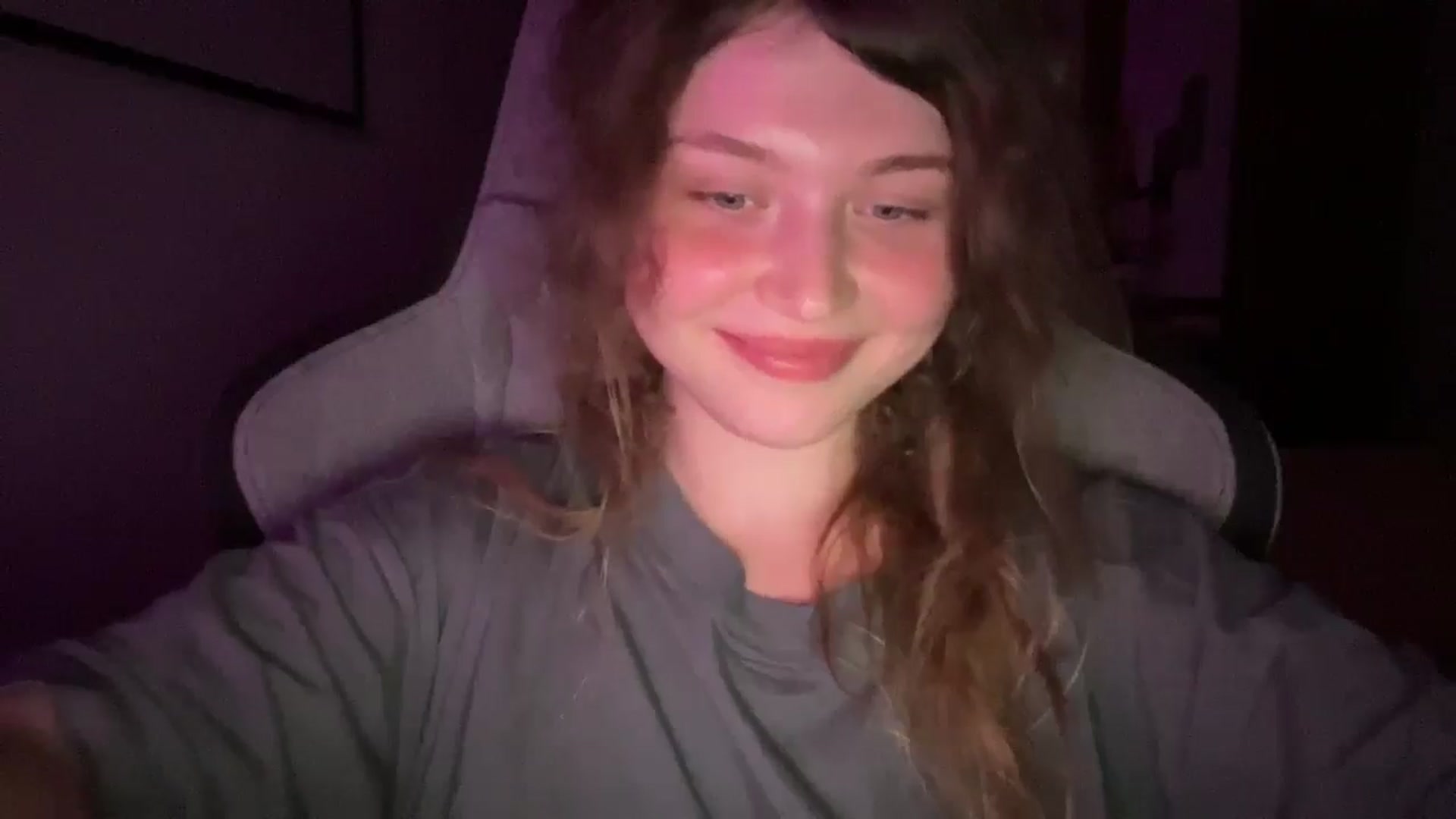 Gallery image thumbnail from Coconut_dream's myfreecams stream on, 08/10/2025, 21:03 image 6 of 20