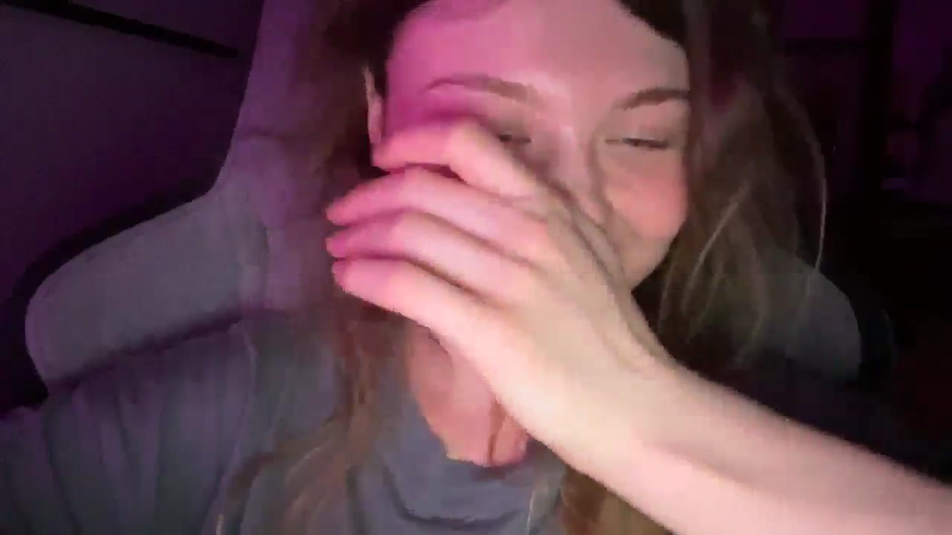 Gallery image thumbnail from Coconut_dream's myfreecams stream on, 08/10/2025, 21:22 image 3 of 20