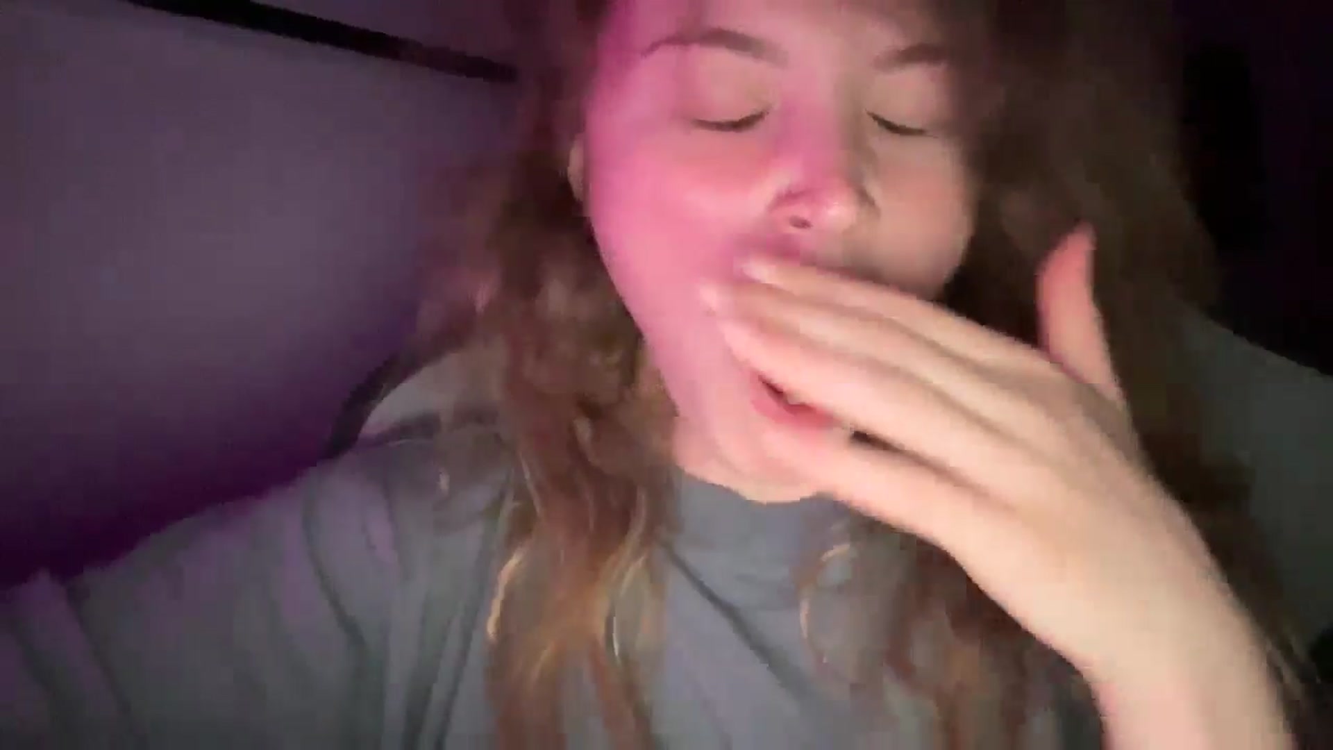 Gallery image thumbnail from Coconut_dream's myfreecams stream on, 08/10/2025, 23:02 image 17 of 20