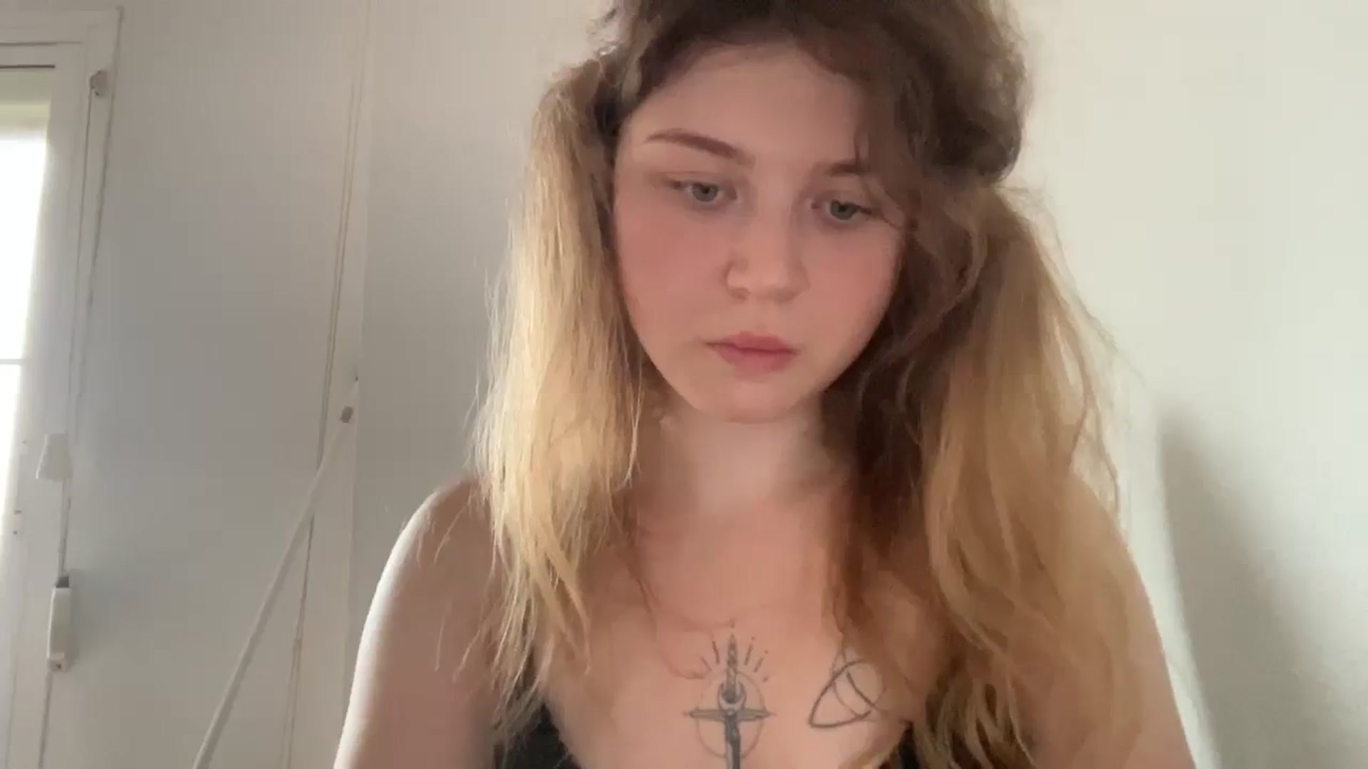 Gallery image thumbnail from Coconut_dream's myfreecams stream on, 08/13/2025, 08:23 image 9 of 20