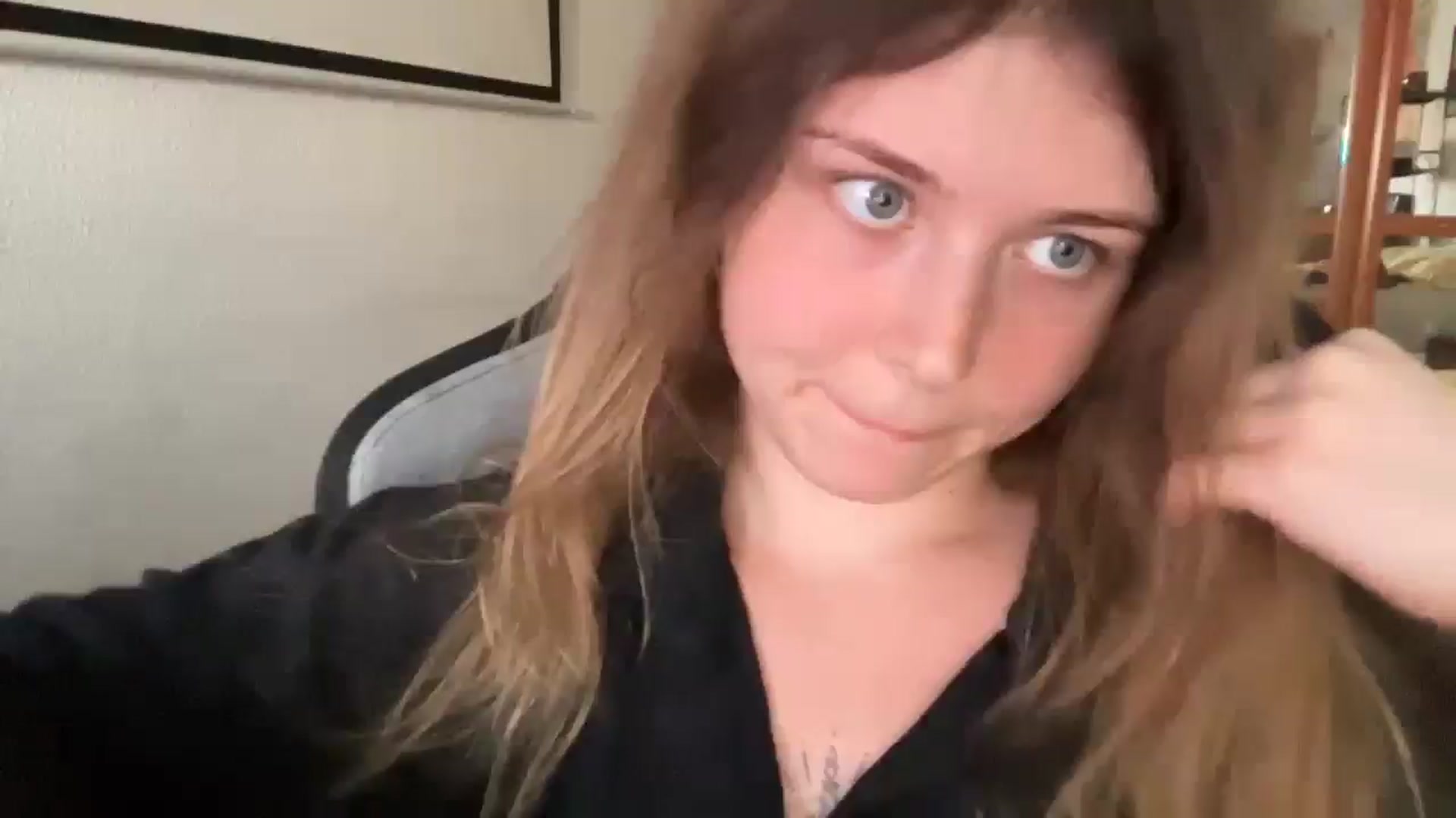 Gallery image thumbnail from Coconut_dream's myfreecams stream on, 08/16/2025, 14:29 image 1 of 20