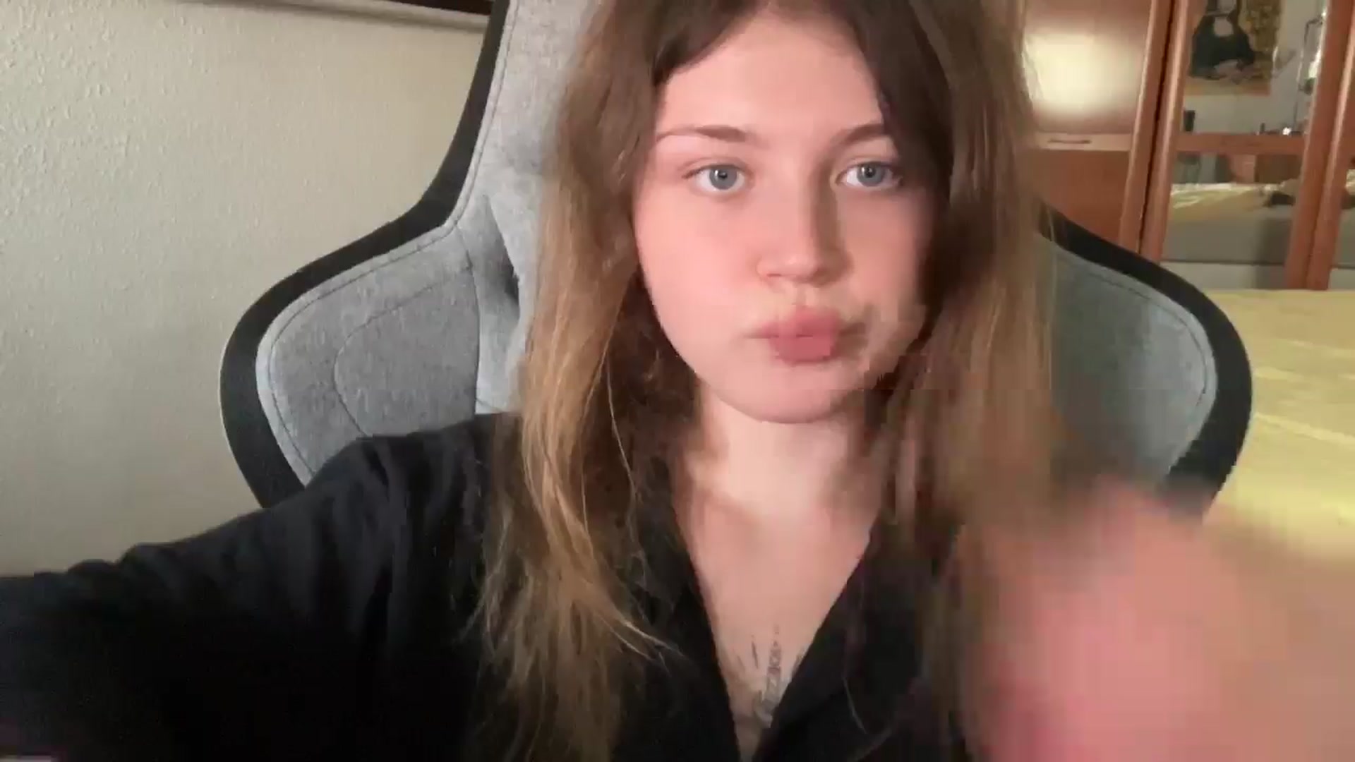 Gallery image thumbnail from Coconut_dream's myfreecams stream on, 08/16/2025, 16:01 image 11 of 20