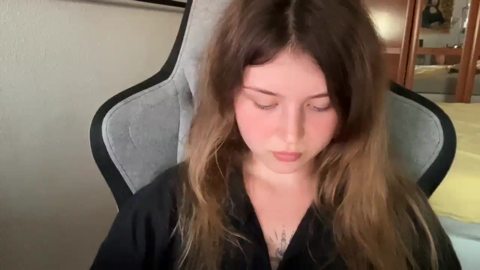 Gallery image thumbnail from Coconut_dream's myfreecams stream on, 08/16/2025, 16:01 image 9 of 20