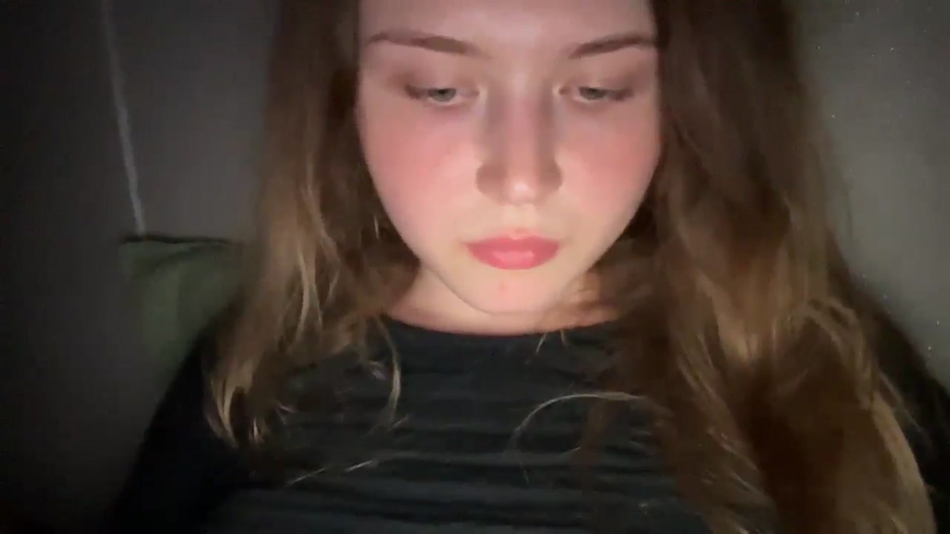 Gallery image thumbnail from Coconut_dream's myfreecams stream on, 08/17/2025, 21:12 image 6 of 20