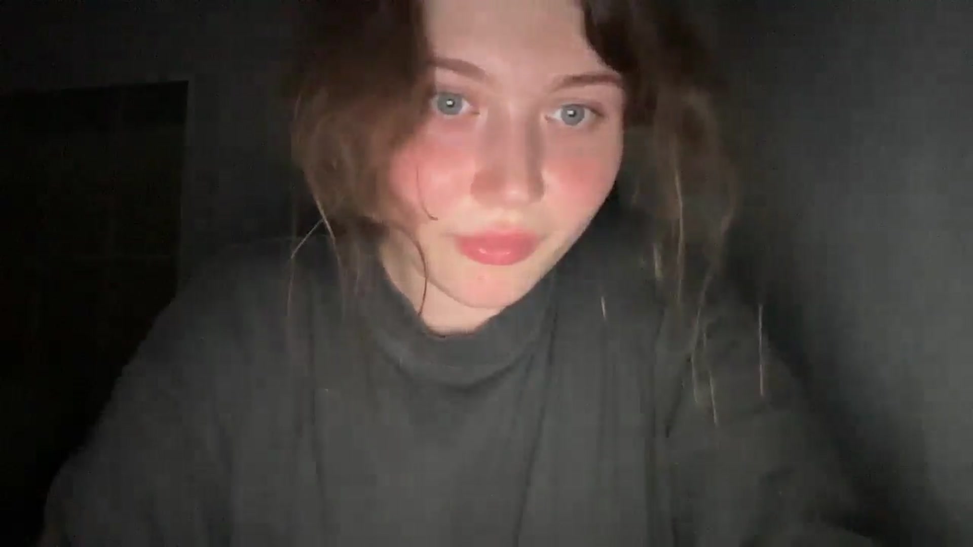 Gallery image thumbnail from Coconut_dream's myfreecams stream on, 08/19/2025, 21:52 image 18 of 20