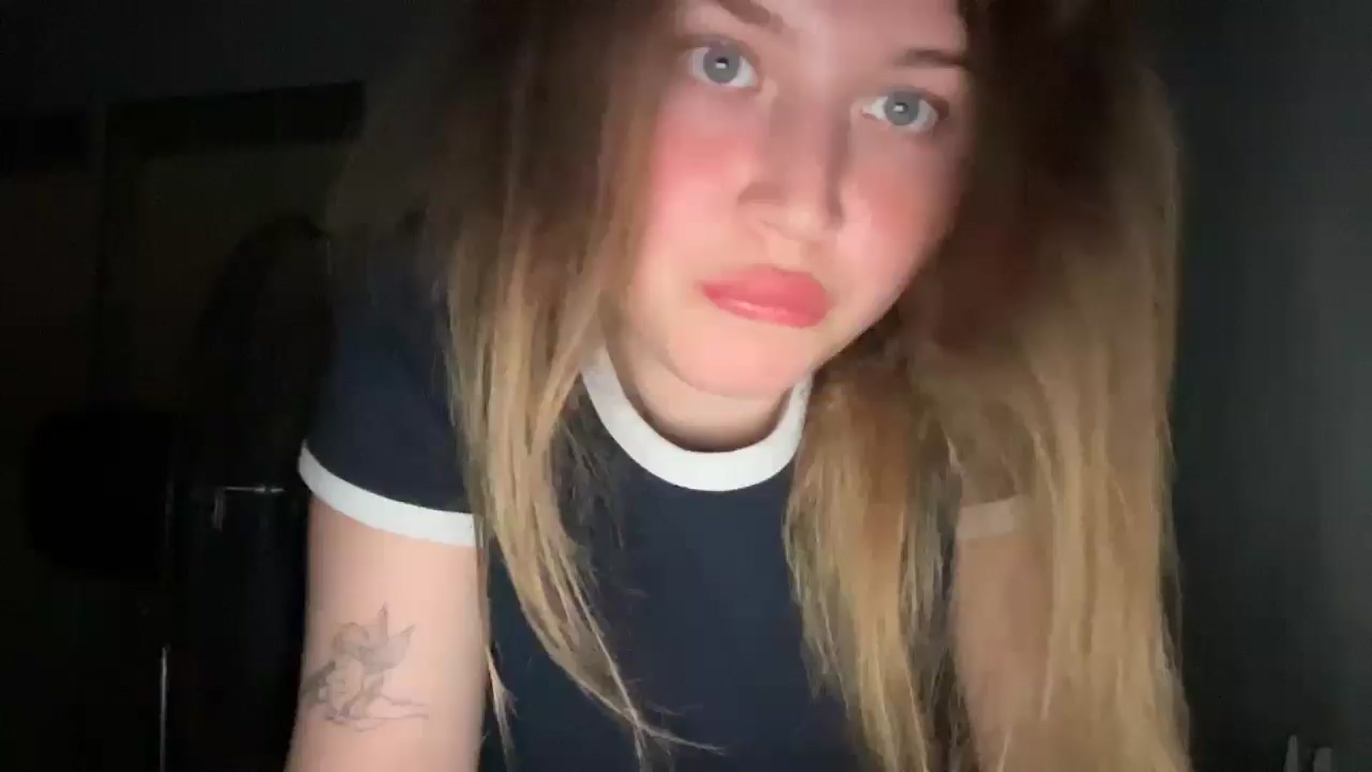 Gallery image thumbnail from Coconut_dream's myfreecams stream on, 08/20/2025, 22:05 image 4 of 20